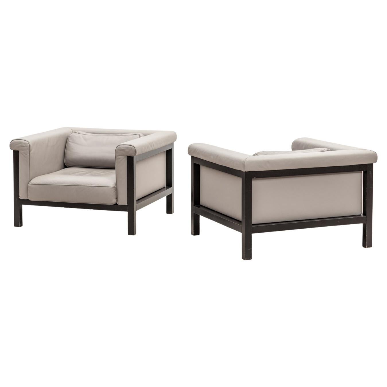pair of armchairs by Jules Wabbes, Livourne-Série 800 Luxe edited by Bullo