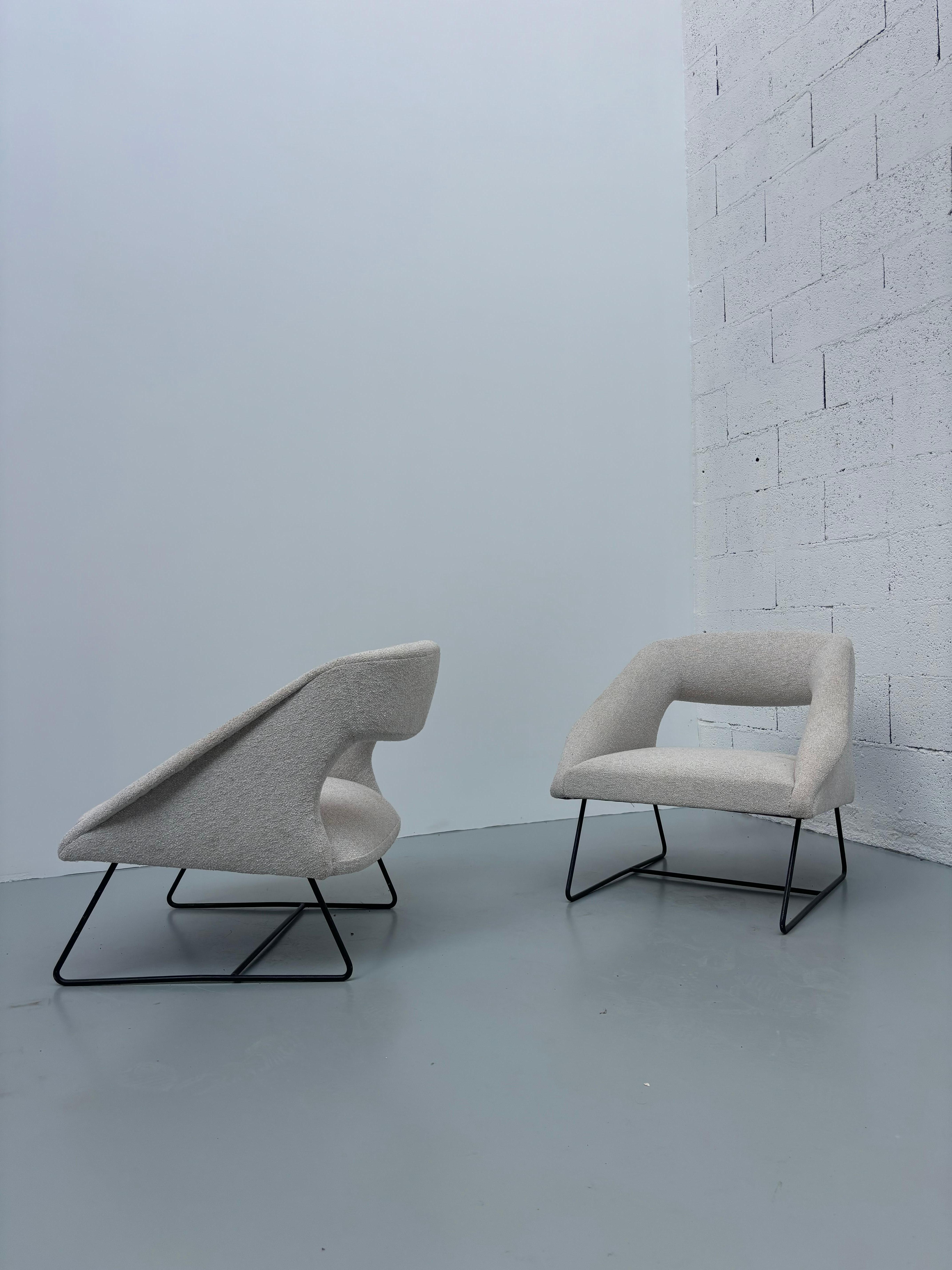 Pair of armchairs by Louis Paolozzi For Sale 10