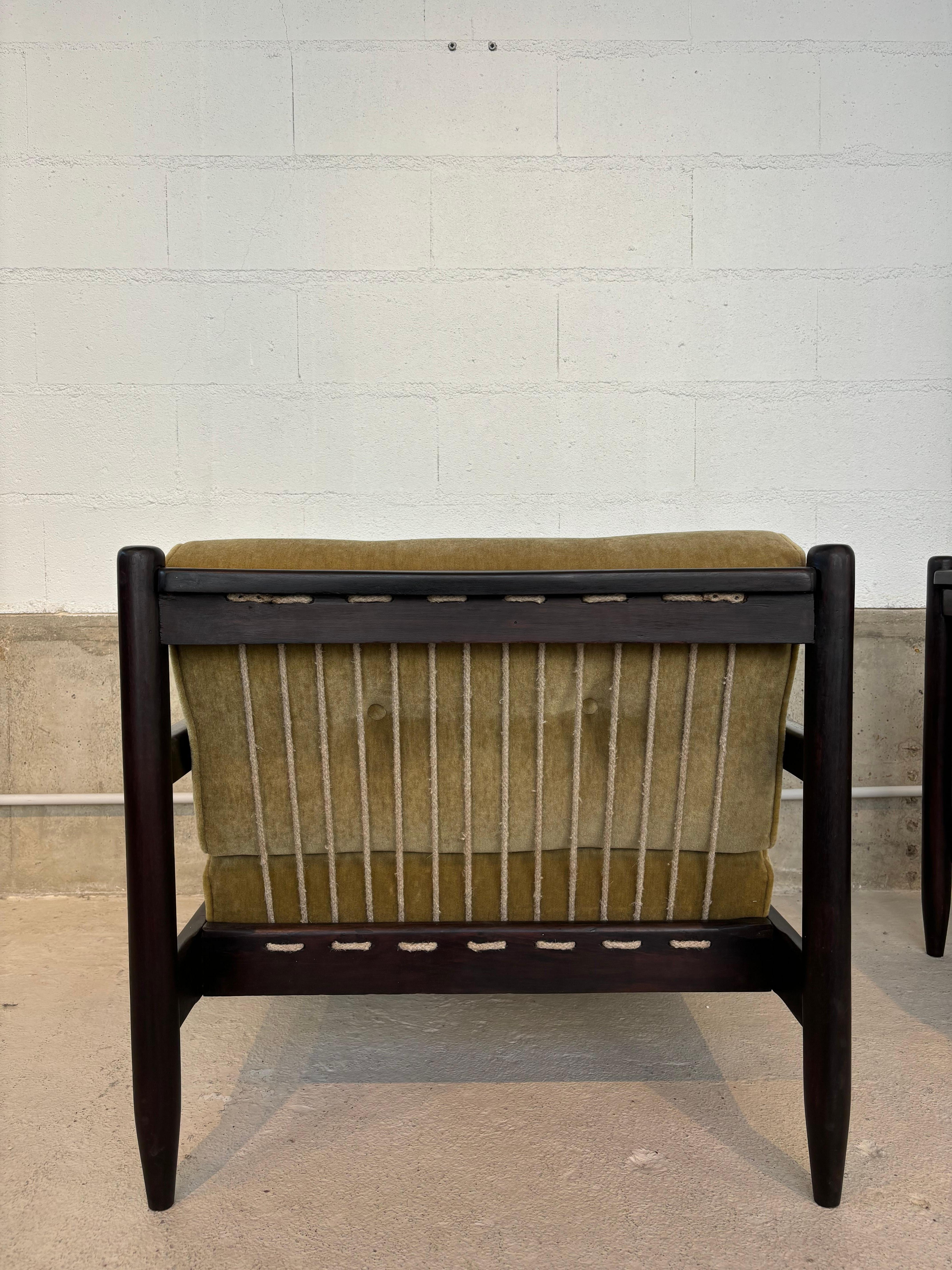 Paire de fauteuils de Michel Arnoult en vente 2