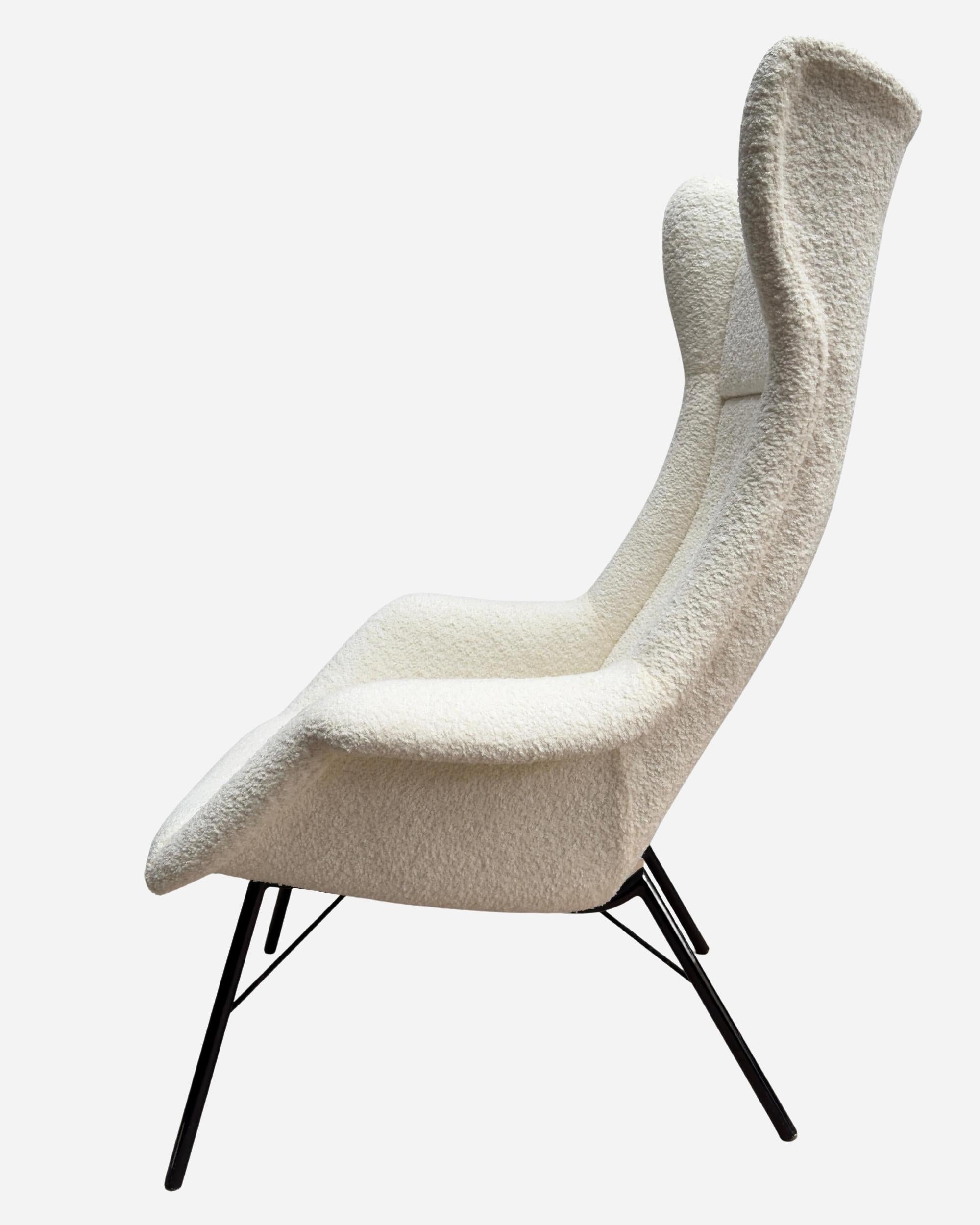 Coppia di poltrone di Miroslav Navratil, Edizioni Ton, Repubblica Ceca, circa 1960 In condizioni buone in vendita a Paris, FR