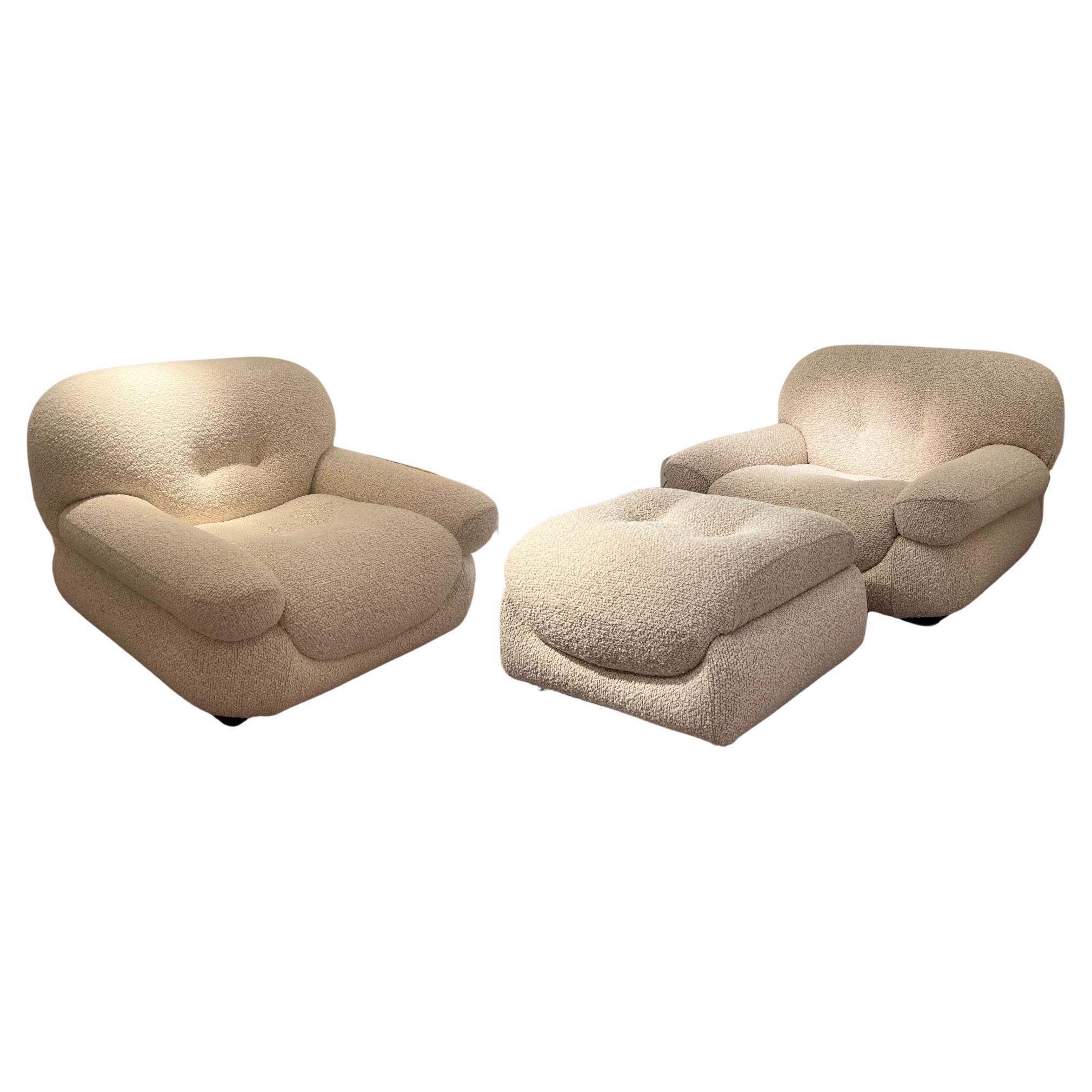 Pair of armchairs by Mobil Girgi For Sale
