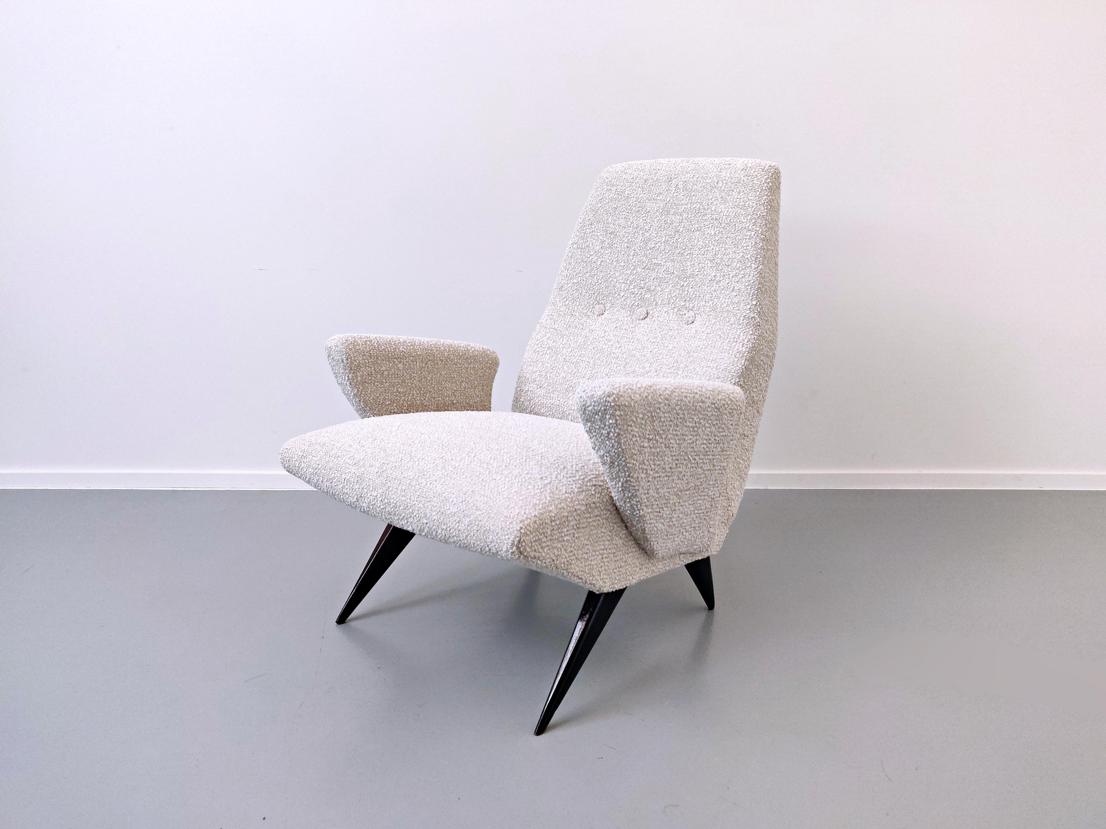 Pair of Mid-Century Modern  Armchairs by Nino Zoncada for Frimar, Italy  For Sale 7