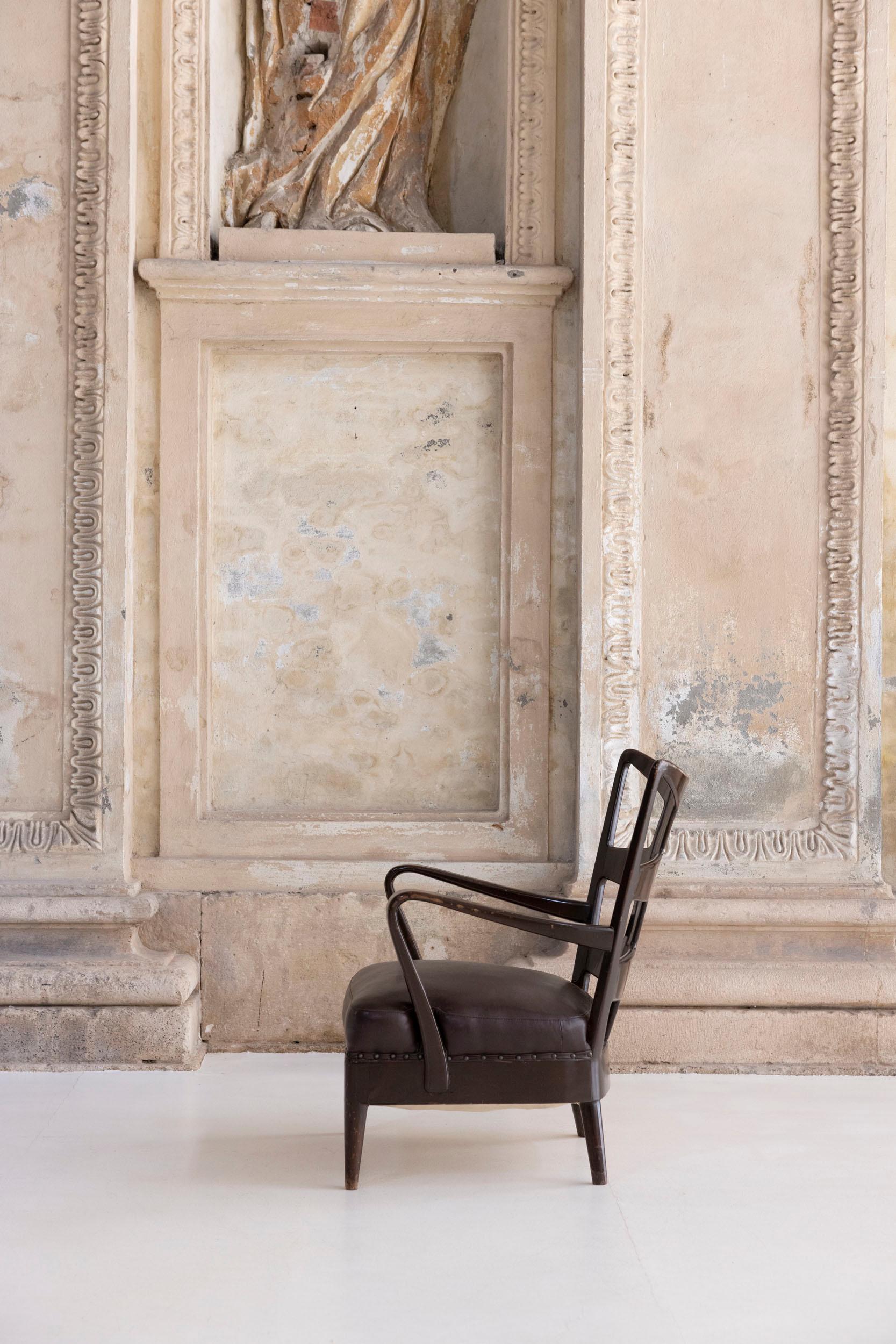 Pair of armchairs by Osvaldo Borsani, model 6575 For Sale 2