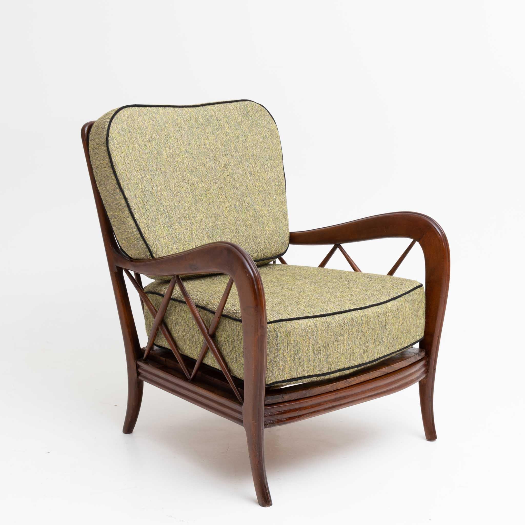 Mid-Century Modern Pair of green Armchairs by Paolo Buffa, polished and reupholstered, Italy, 1940s