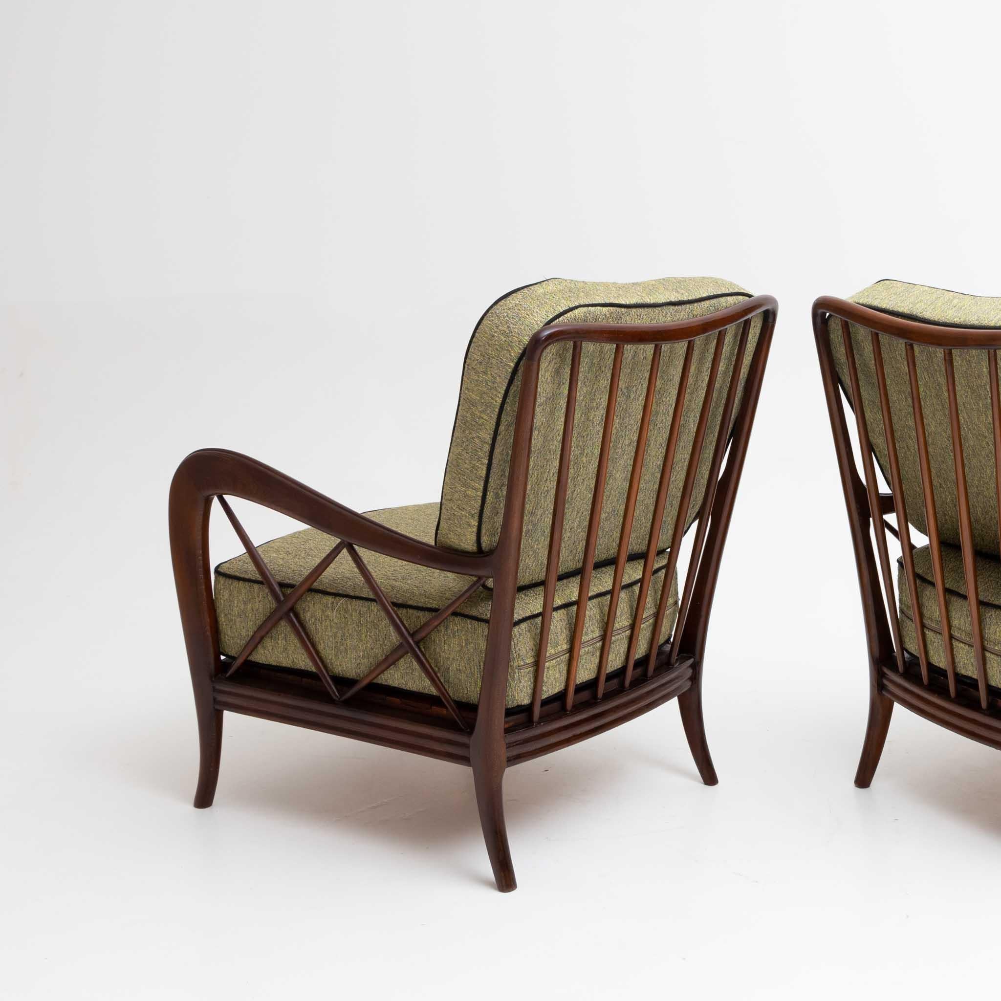 Mid-20th Century Pair of green Armchairs by Paolo Buffa, polished and reupholstered, Italy, 1940s