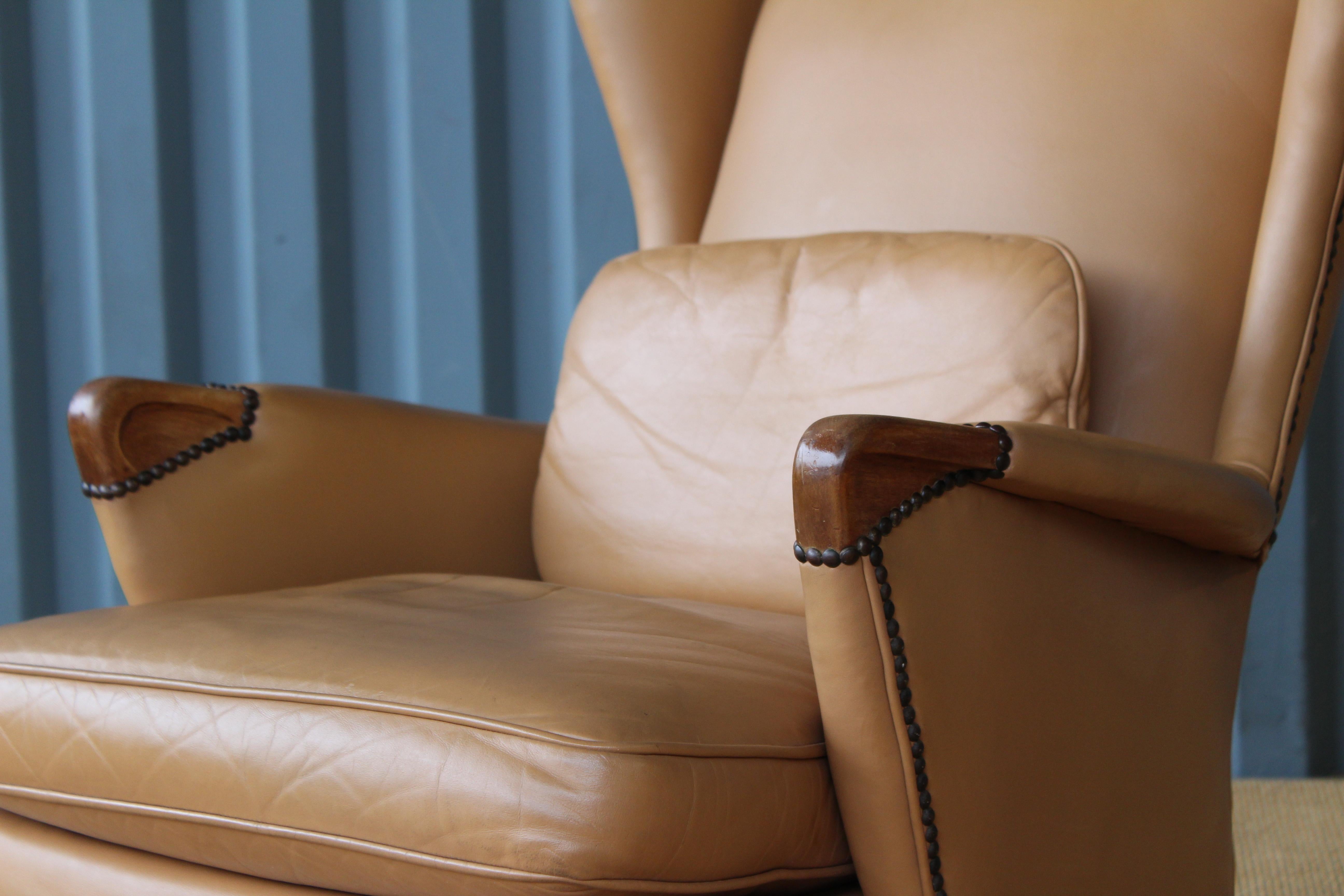 Pair of Armchairs by Parker Knoll, United Kingdom, 1950s In Good Condition In Los Angeles, CA