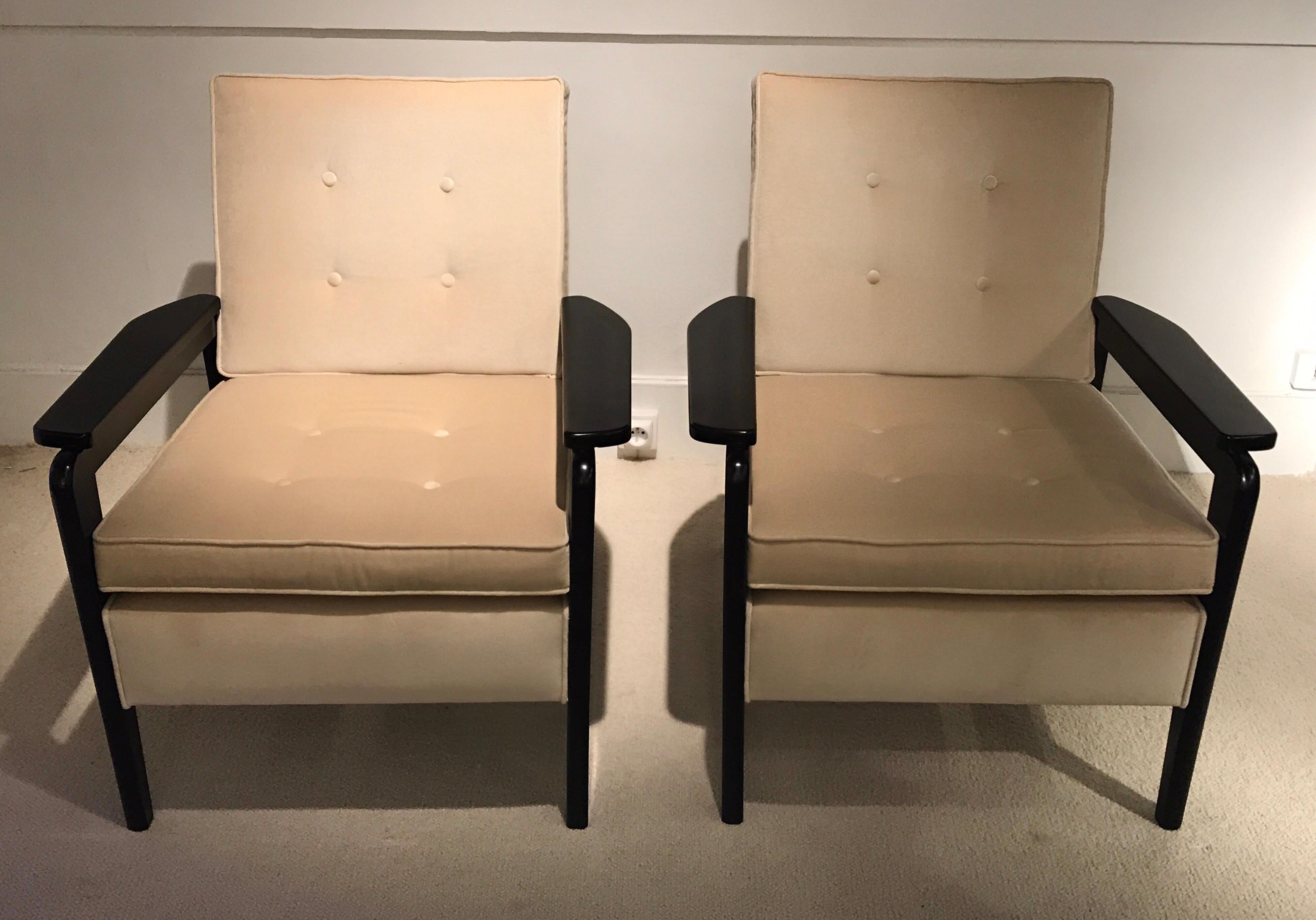 Pair of Armchairs by Pierre Guariche In Good Condition In Saint-Ouen, FR