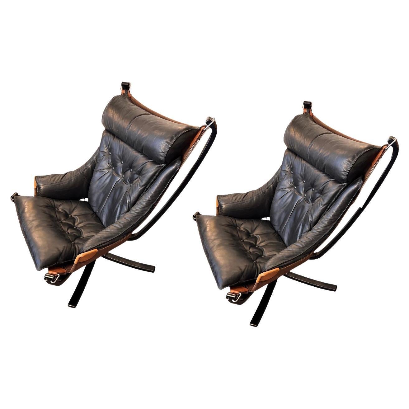 Pair of Armchairs by Poltrona Frau 1960s, "Falcon" Model For Sale