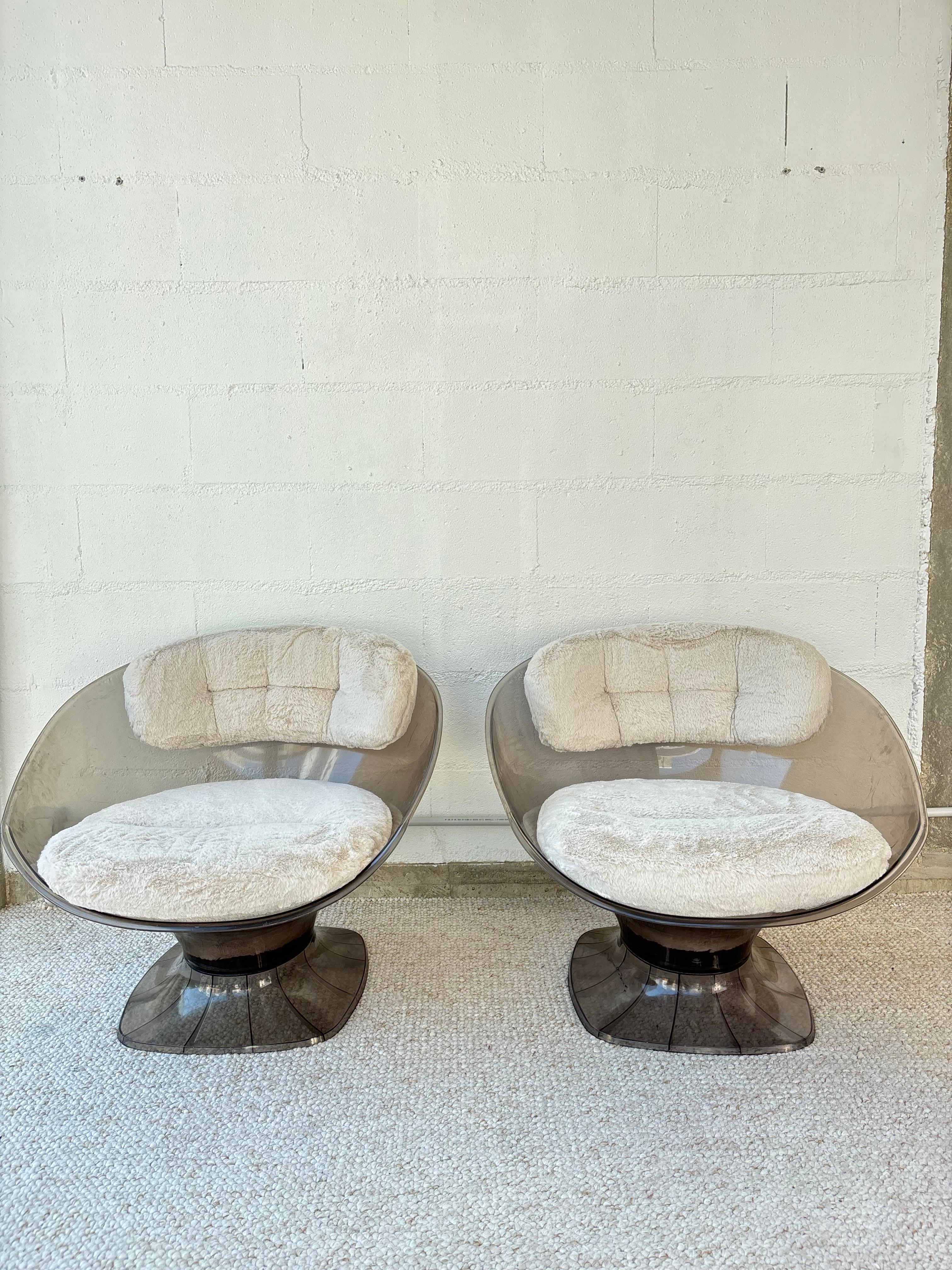 Pair of armchairs by Raphael Raffel For Sale 7