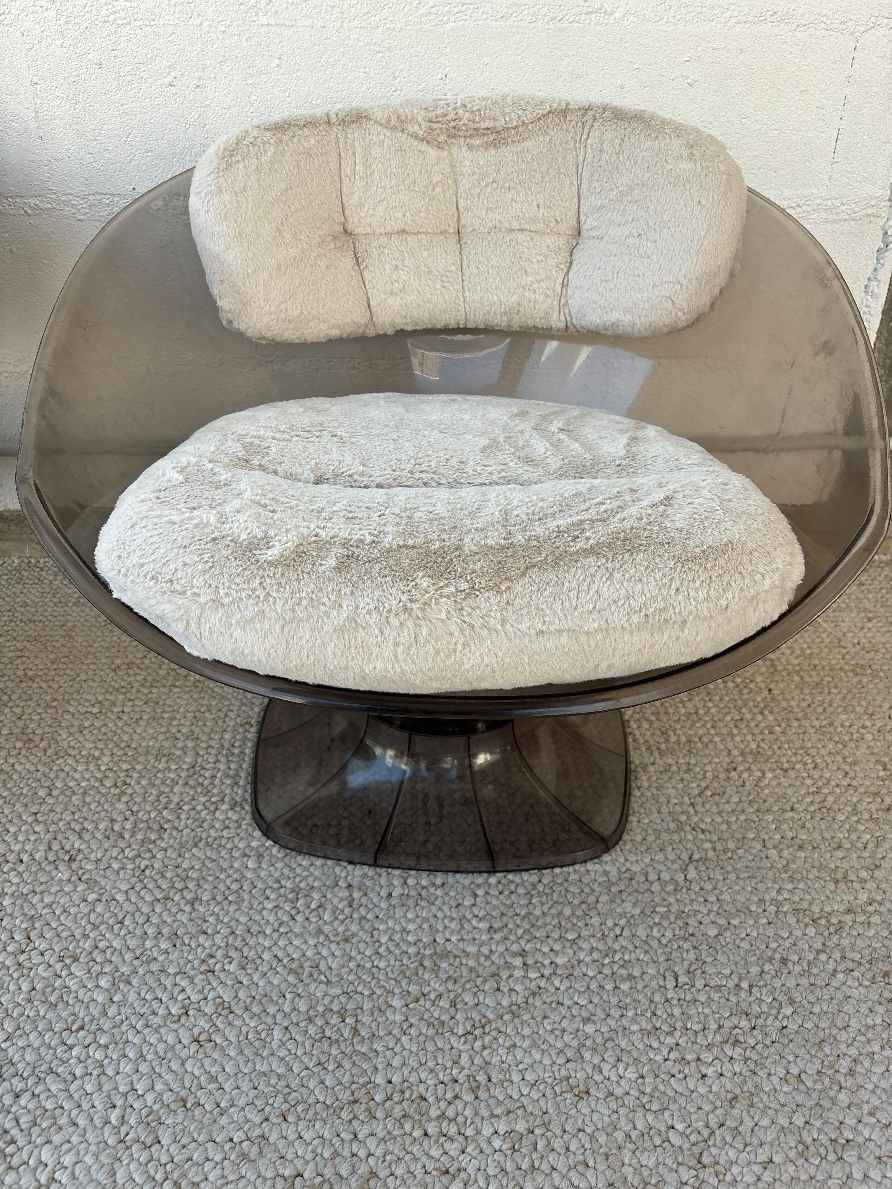 Pair of armchairs by Raphael Raffel For Sale 8