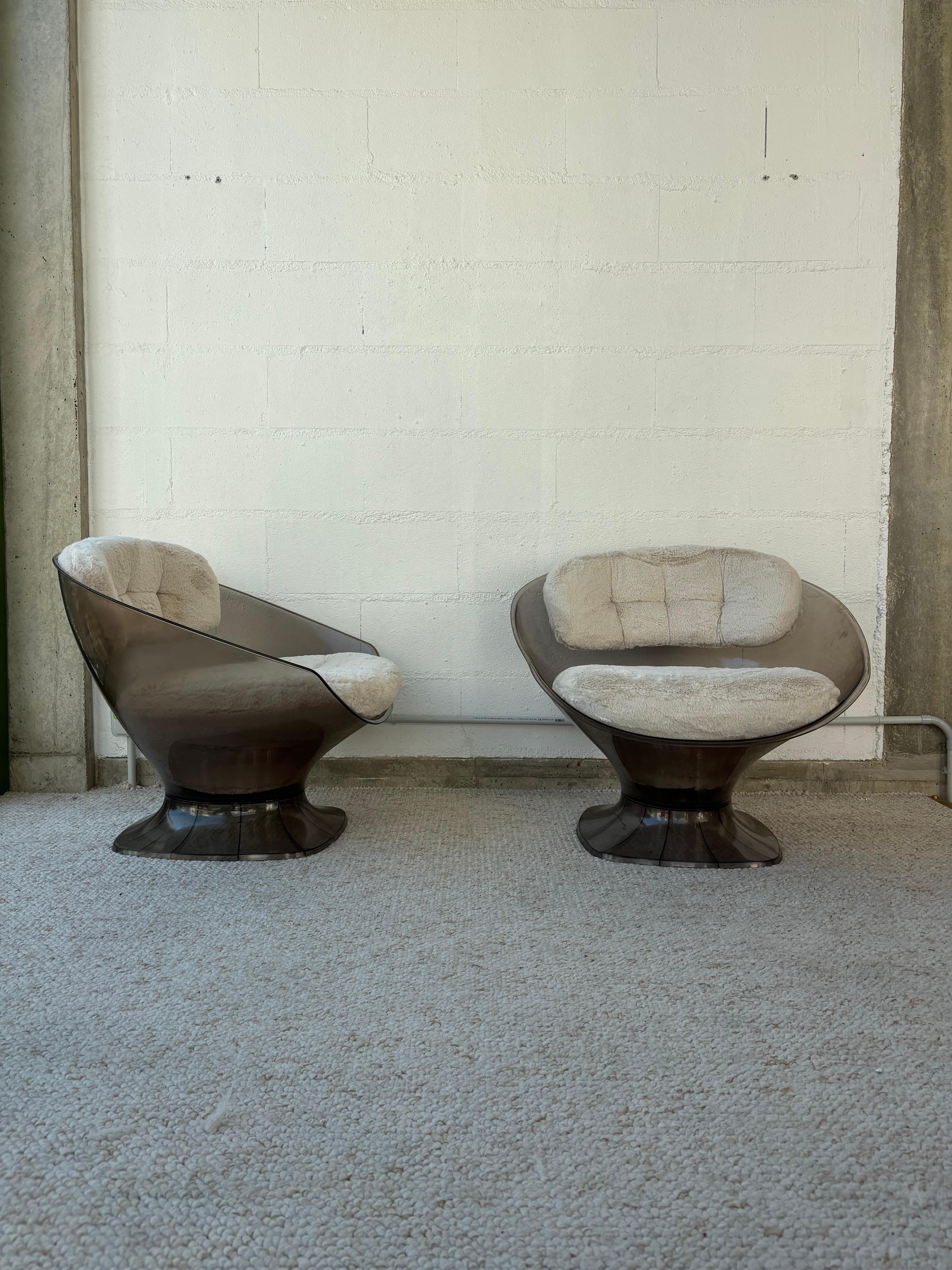 Modern Pair of armchairs by Raphael Raffel For Sale