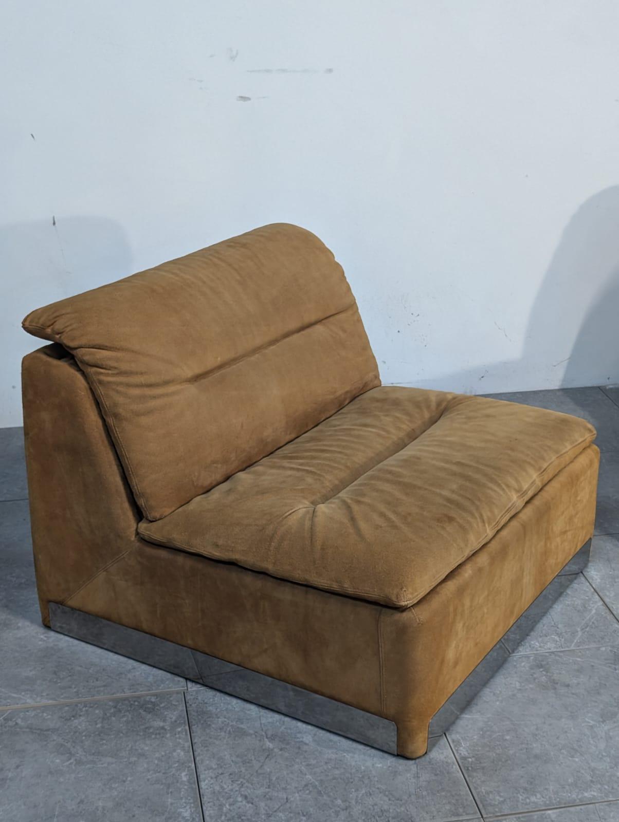 Mid-Century Modern Pair of Armchairs by Saporiti, 1970s For Sale
