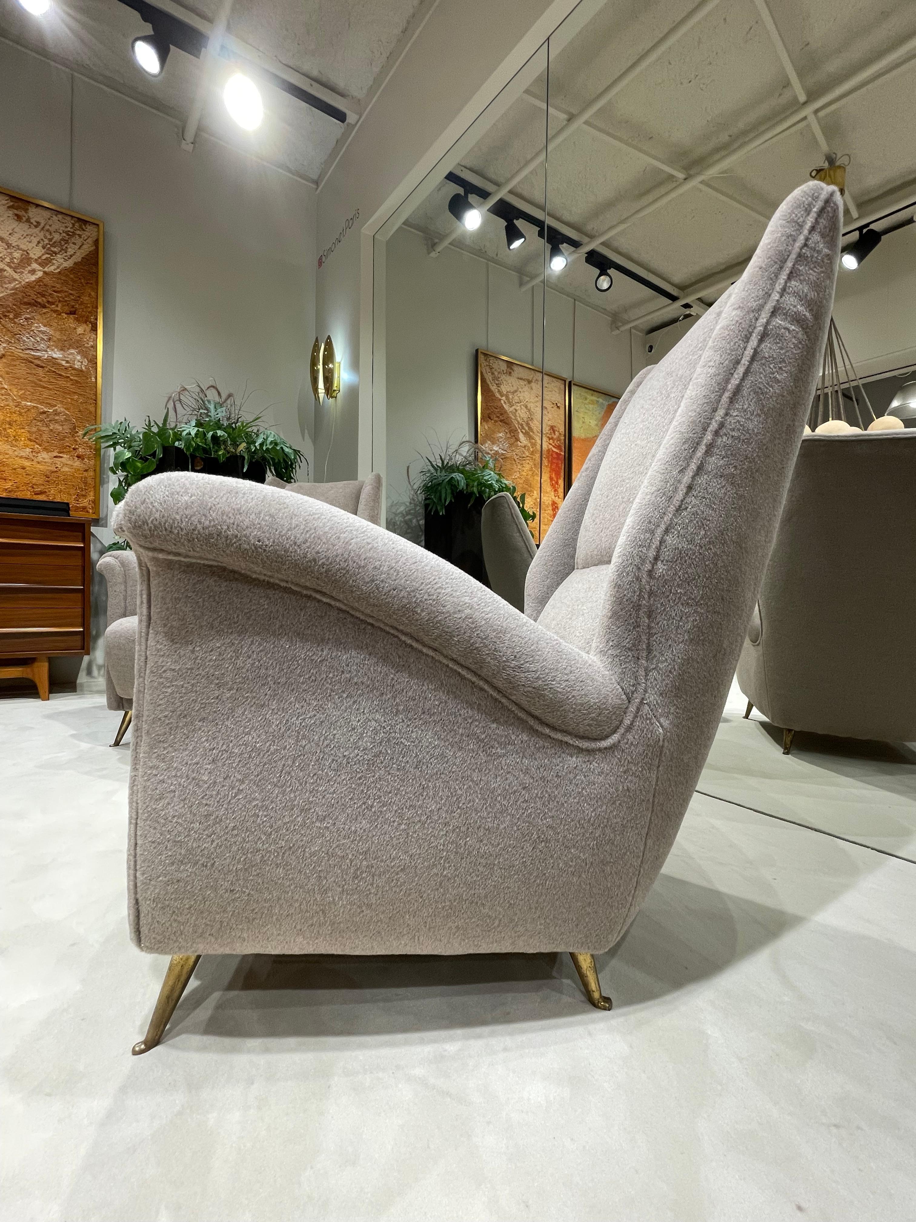 Paire de fauteuils italiens en vente 2