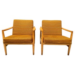 Pareja de sillones de TON, Checoslovaquia, años 70