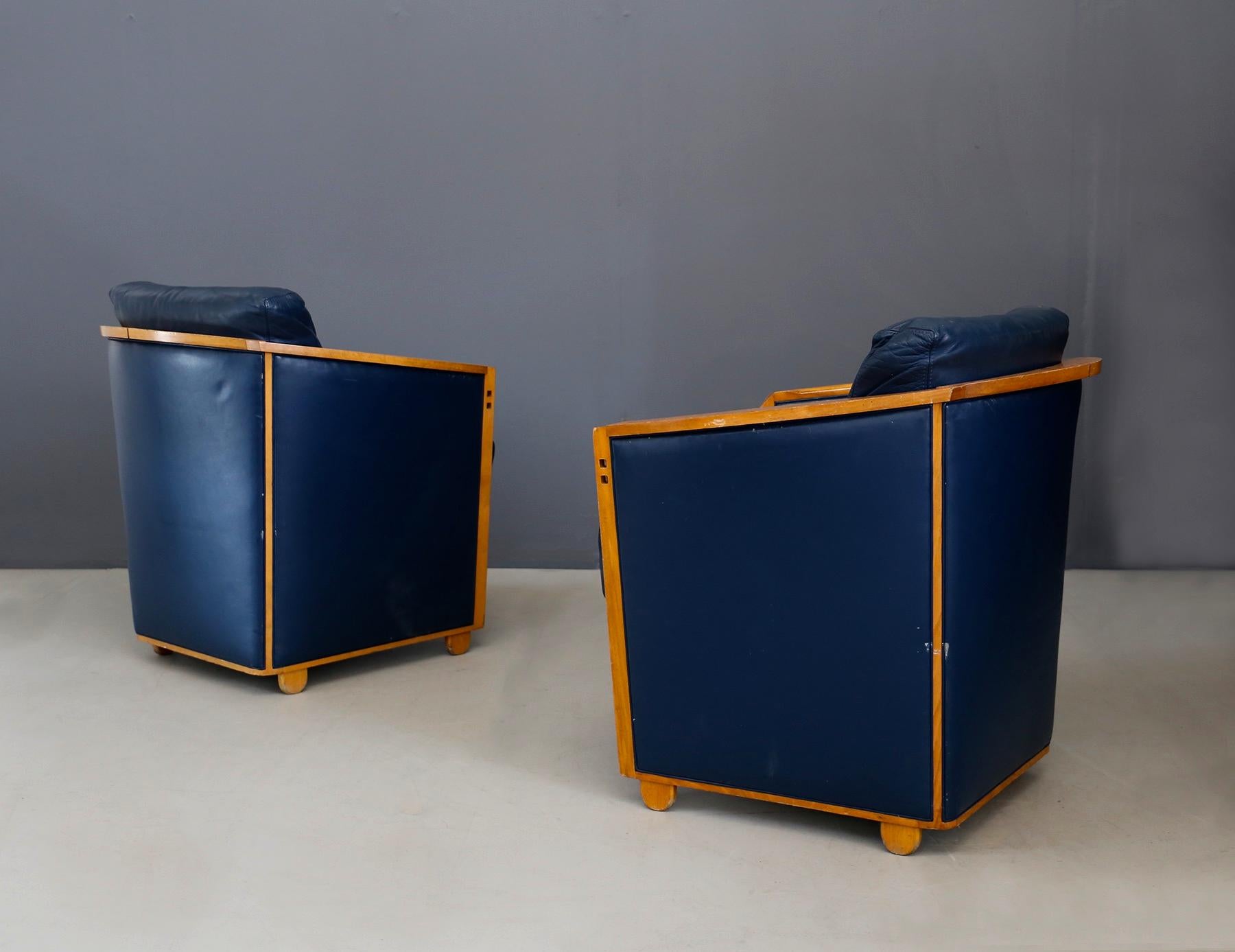 Modern Pair of Armchairs by Umberto Asnago 