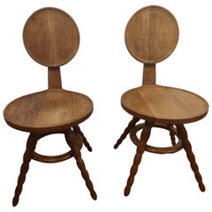 Paire de fauteuils de Victor Courtray