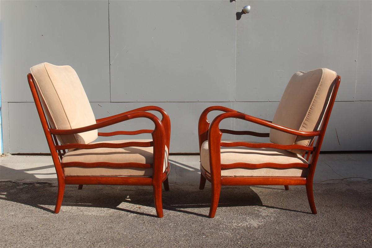 Pair of armchairs cherrywood Paolo Buffa midcentury Italian design 1950, velvet beige.
An extraordinary pair of armchairs of a unique elegance as Paolo Buffa was the promoter.