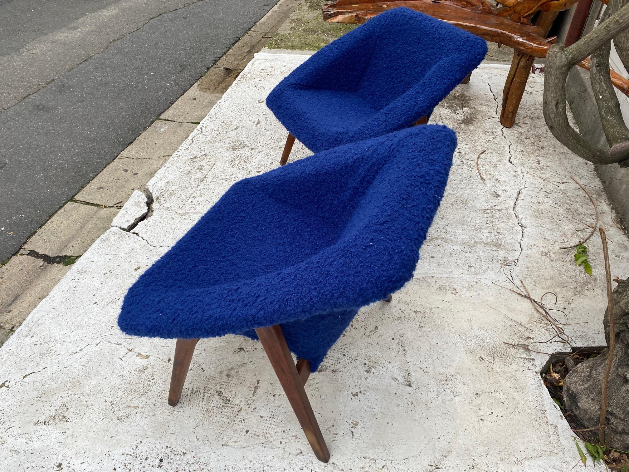 Wool Pair of armchairs 