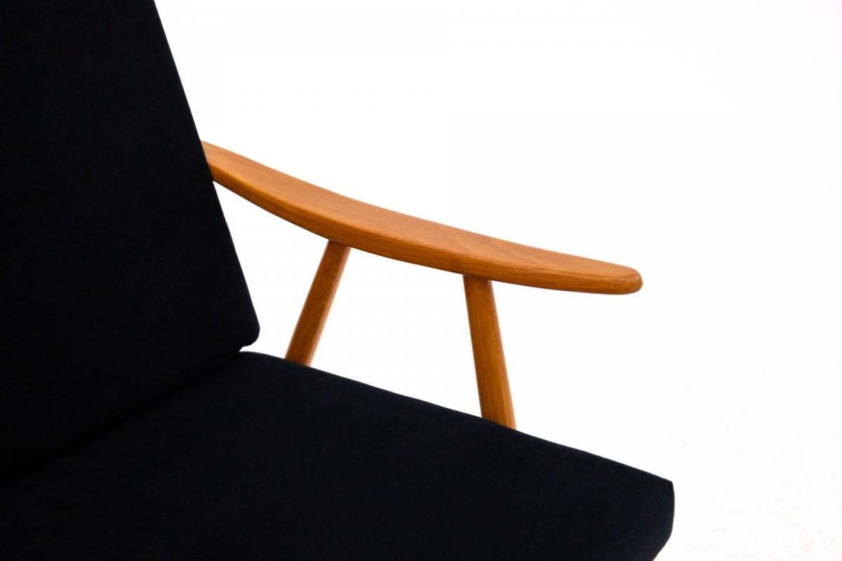 Late 20th Century Pair of armchairs, Czechoslovakia, manufacturer TON, 1960s. After renovation. For Sale