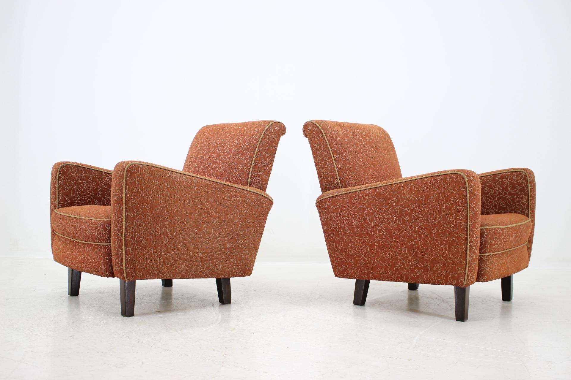 - Made in Czechoslovakia
- Made of wood, fabric
- Suitable for upholstery renovation
- Good, original condition.