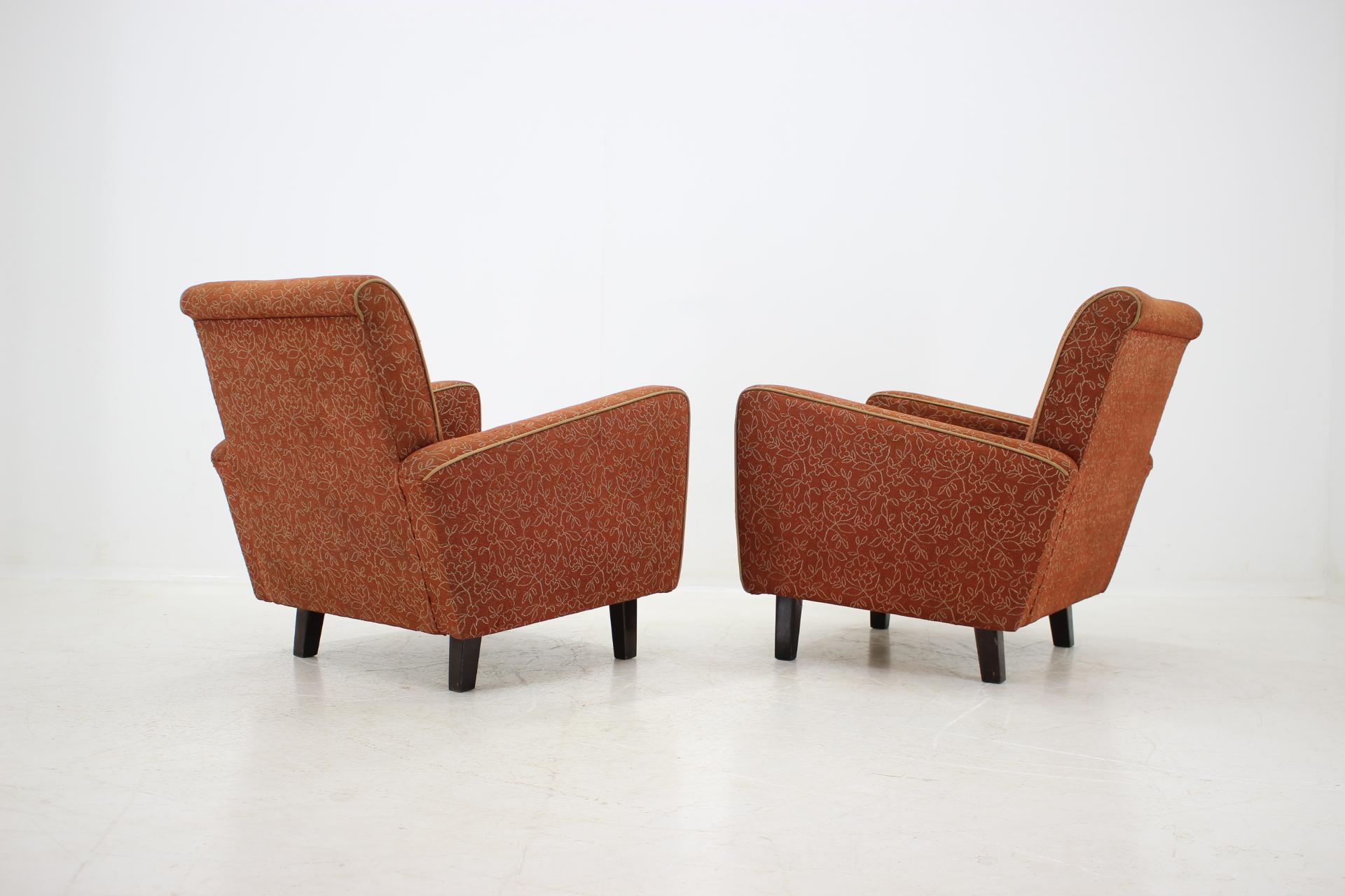 Pair of Armchairs Designed by Jindřich Halabala, 1940s In Good Condition In Praha, CZ