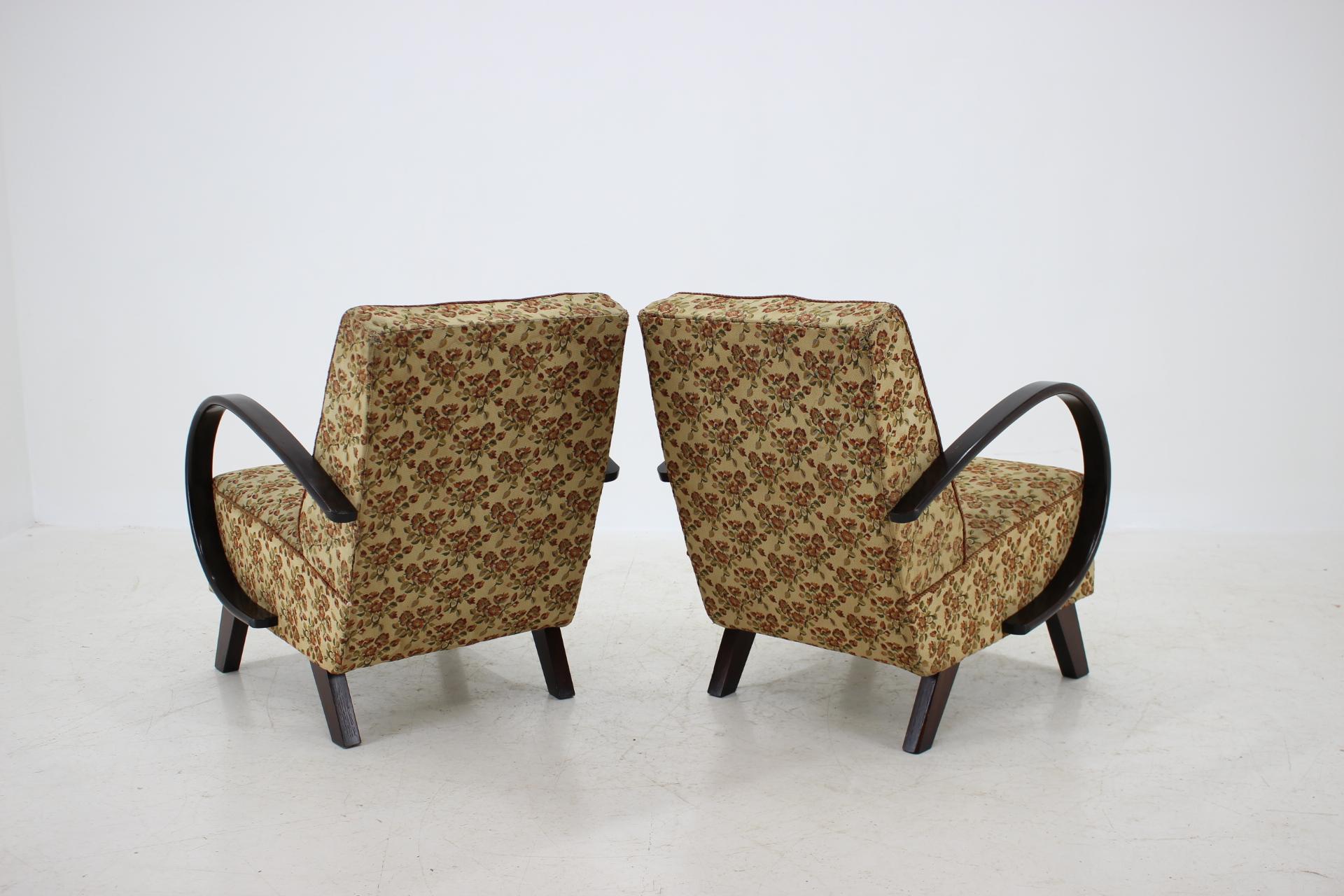 Czech Pair of Armchairs Designed by Jindřich Halabala, 1960s For Sale
