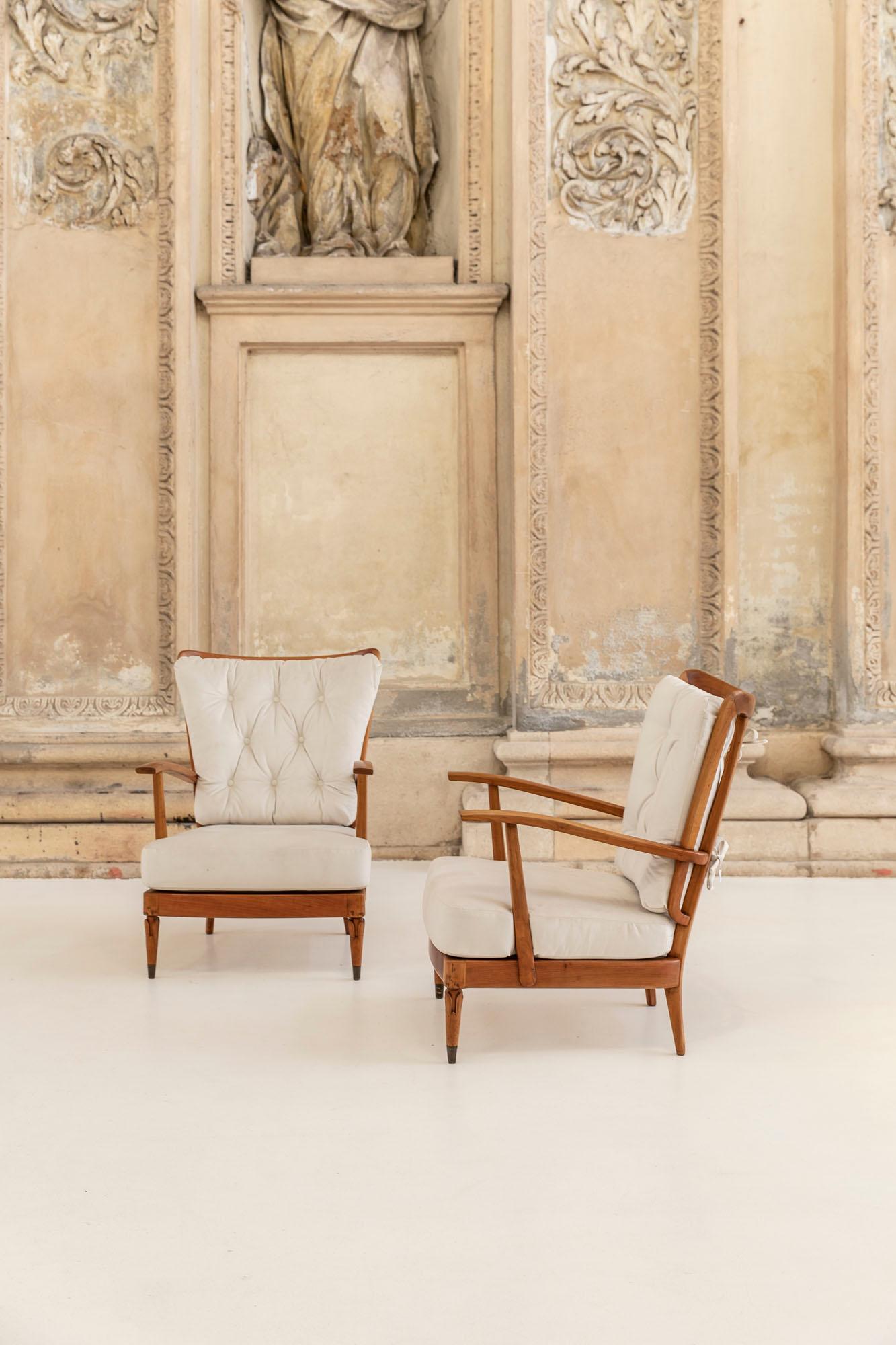 Italian Pair of Armchairs Designed by Paolo Buffa, Certificated