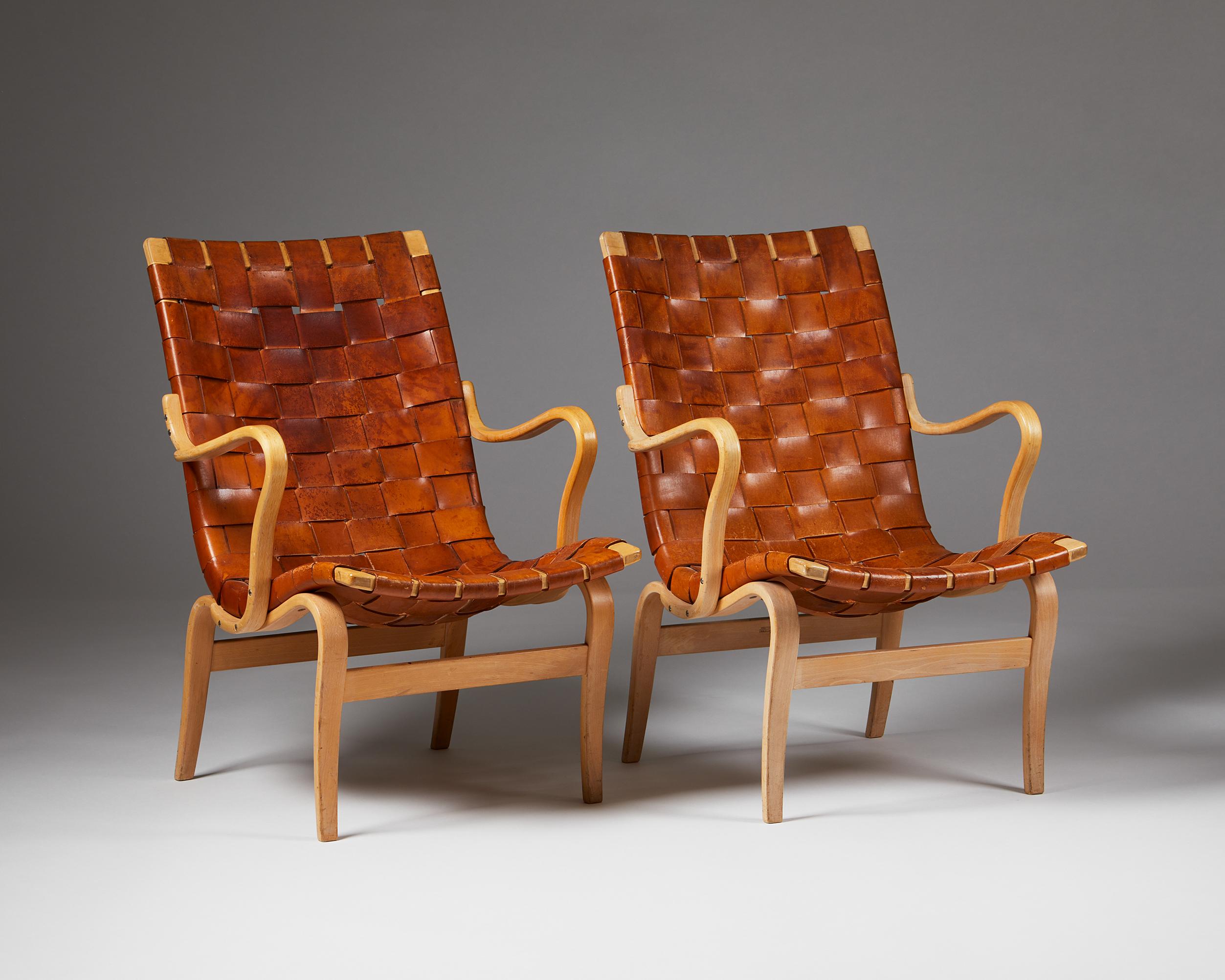 Pair of armchairs ‘Eva’ designed by Bruno Mathsson for Karl Mathsson,
Sweden. 1968.
Leather and birch.

Stamped.

With its characteristically curved legs and armrests, this iconic chair model 