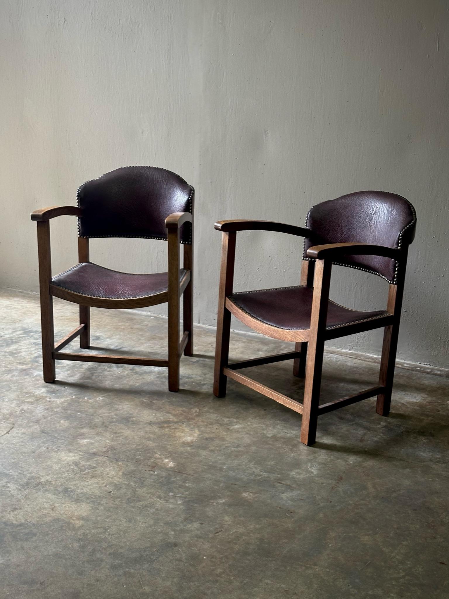 Pair of upholstered armchairs in oak

Holland, circa 1940

Dimensions: 21W x 23D x 30H (seat height 14)