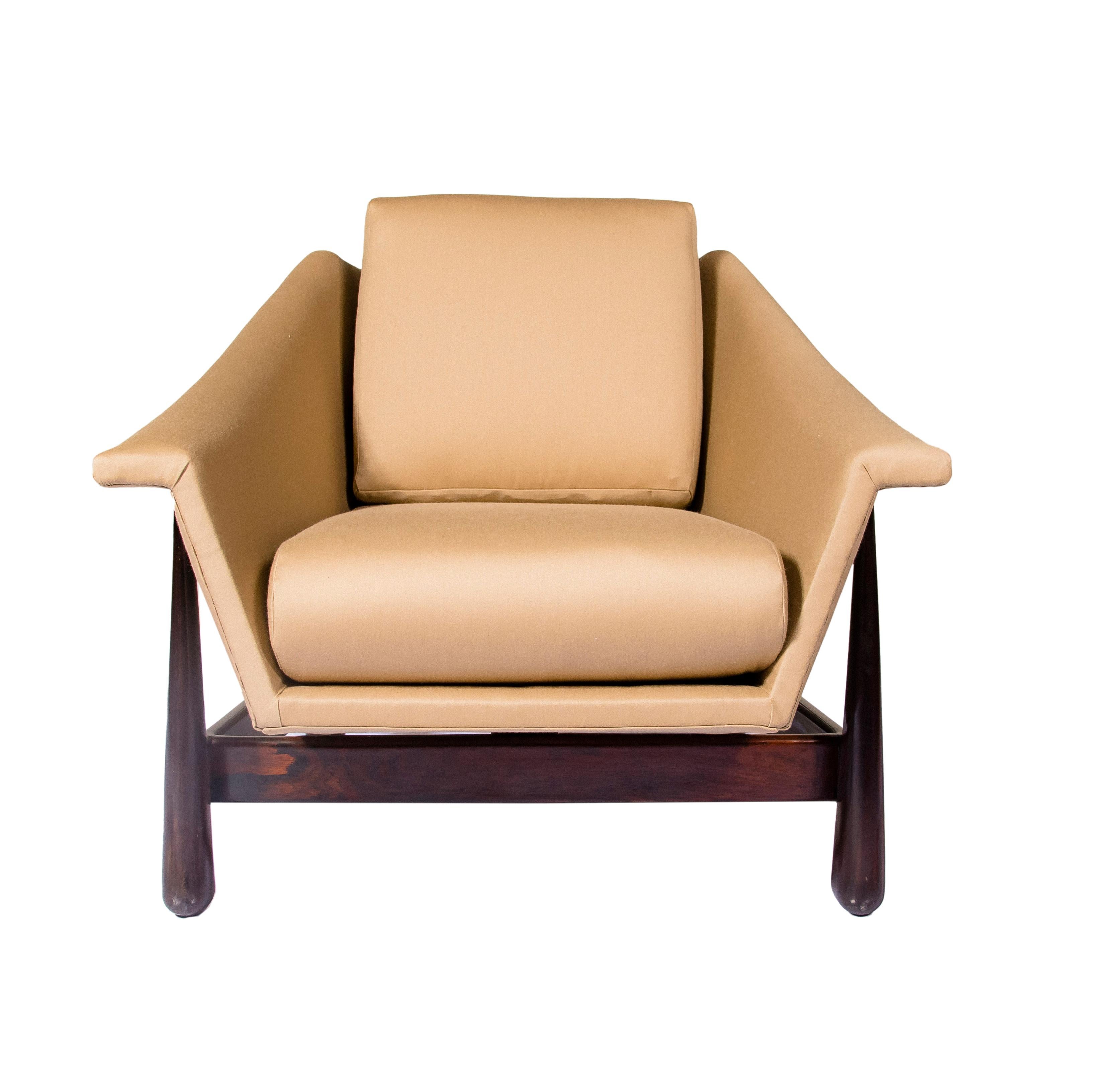 Brasiliano Coppia di poltrone in vendita