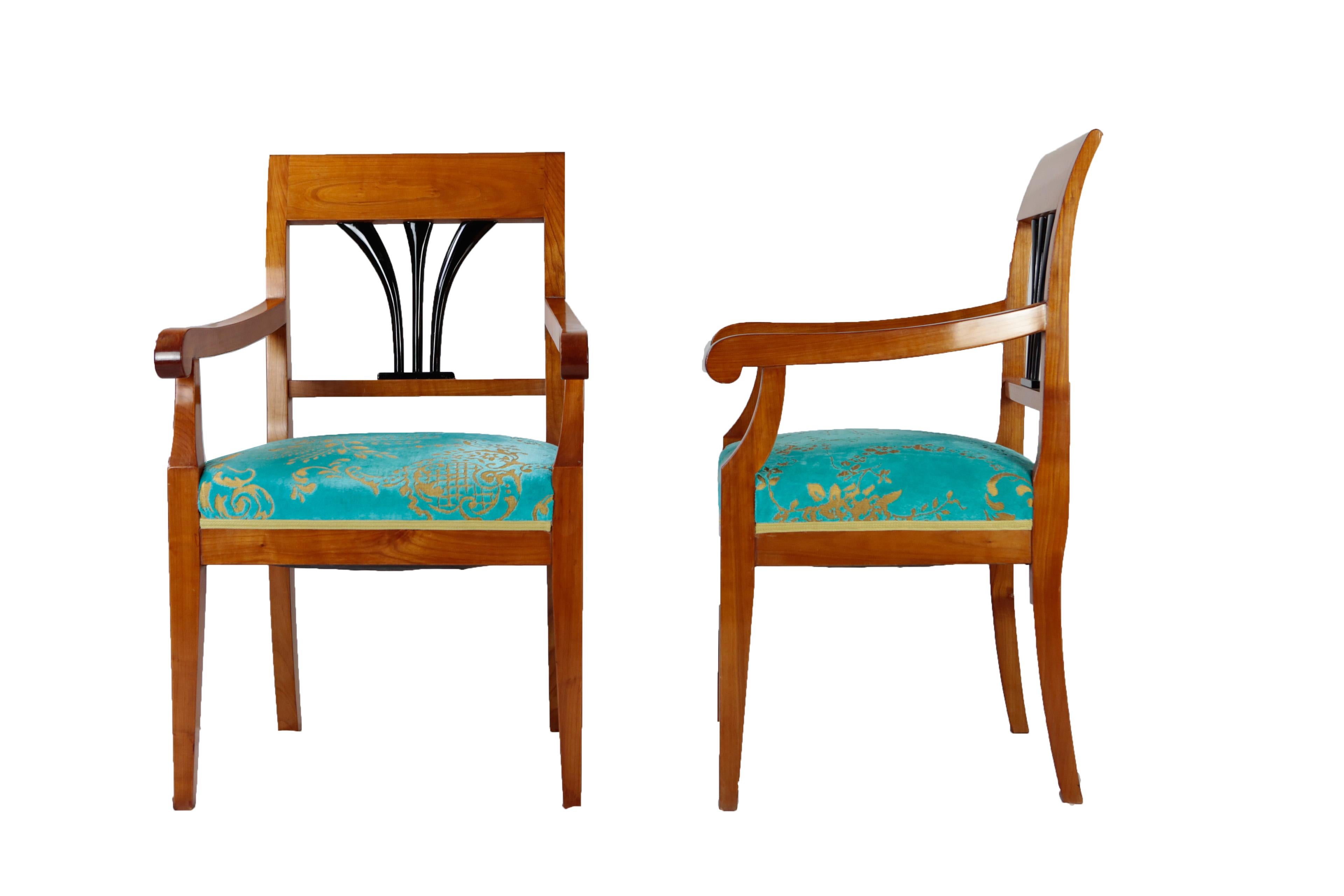• Pair of armchairs, Biedermeier style
• Germany, 20th century
• Solid cherrywood
• Backrest with ebonized struts
• Shellac hand polished and newly upholstered, designers guild fabric
• Measures: Height 93 cm, width 58 cm, depth 55 cm, seat