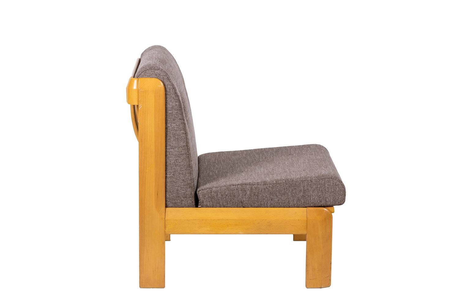 Paire de fauteuils en hêtre et tissu, années 1960 Bon état - En vente à Saint-Ouen, FR
