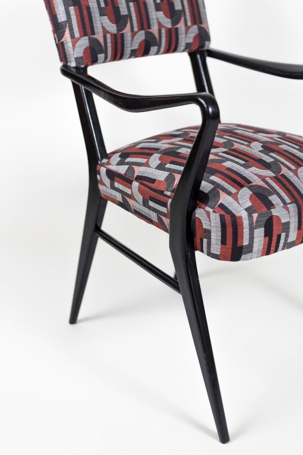 Paar Sessel aus schwarz lackiertem Holz:: 1970er Jahre im Angebot 2