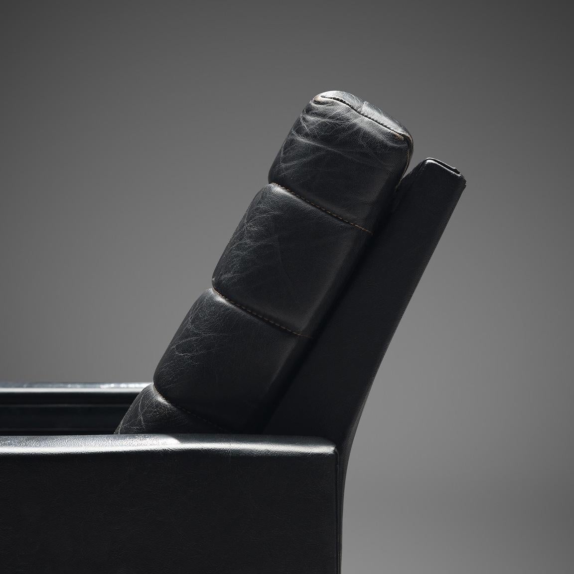Danish Pair of Armchairs in Black Leather and Steel For Sale 2