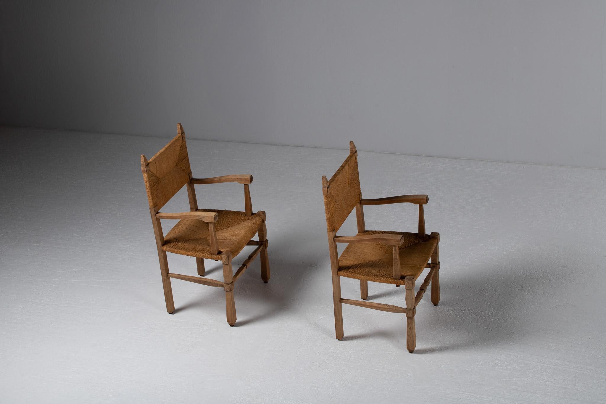 Pair of Armchairs in Carved Oak and Rush, France, 1950s For Sale 3