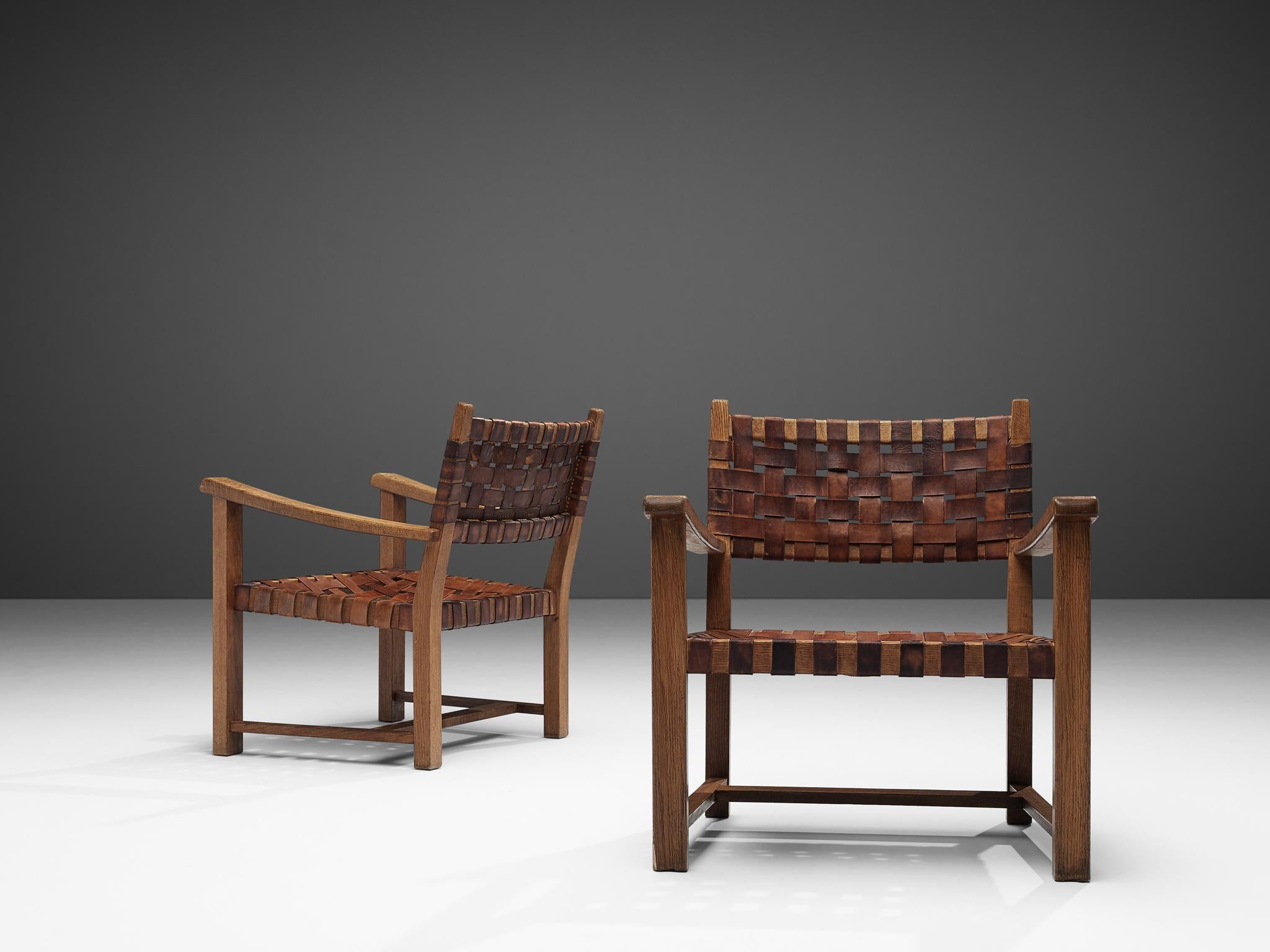 Pair of Armchairs in Cognac Leather and Oak In Good Condition For Sale In Waalwijk, NL