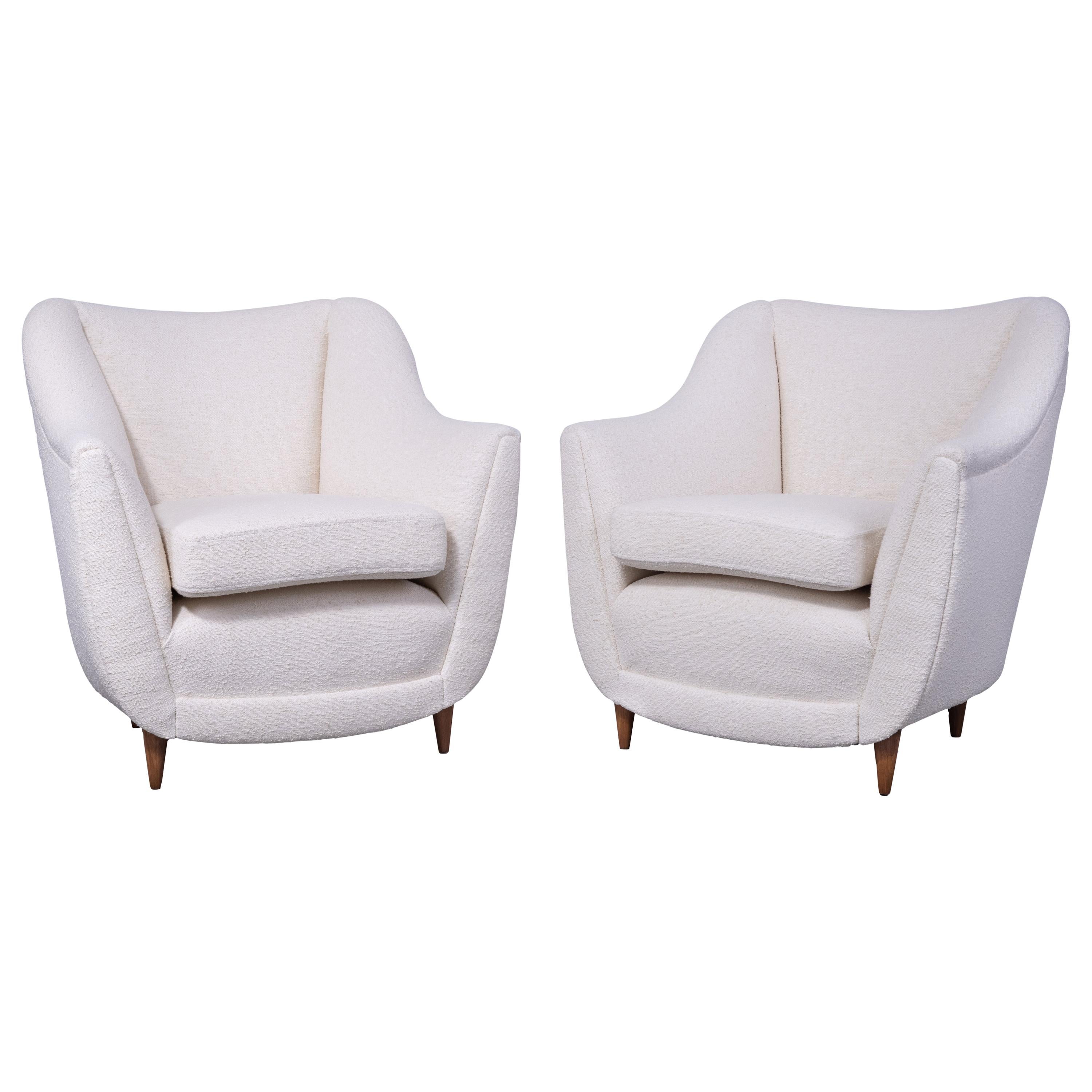 Pair of Armchairs in Gio Ponti Style, Italy 1950s, in Nobilis Bouclette For Sale