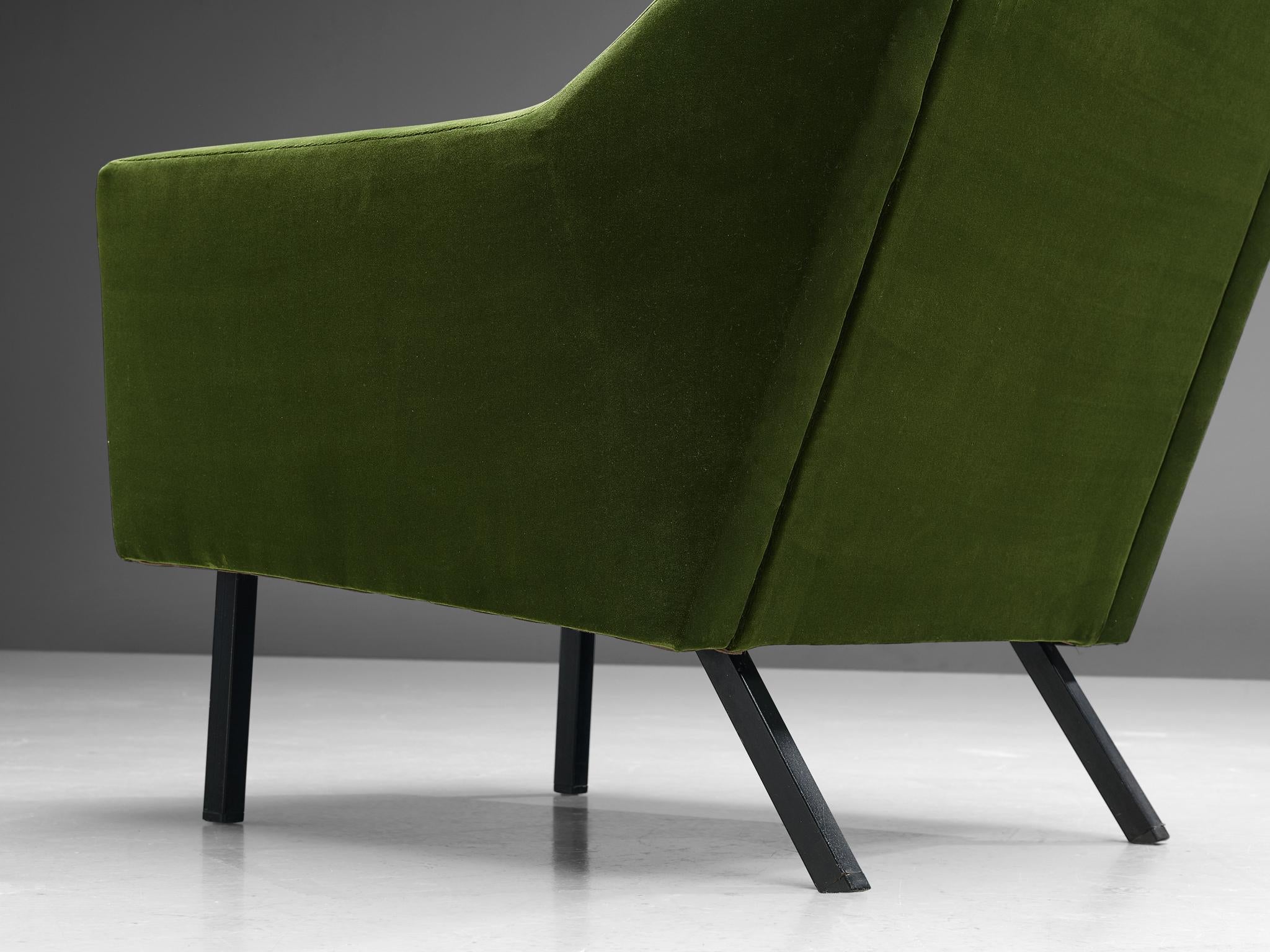 Pair of Armchairs in Green Velvet Upholstery 3