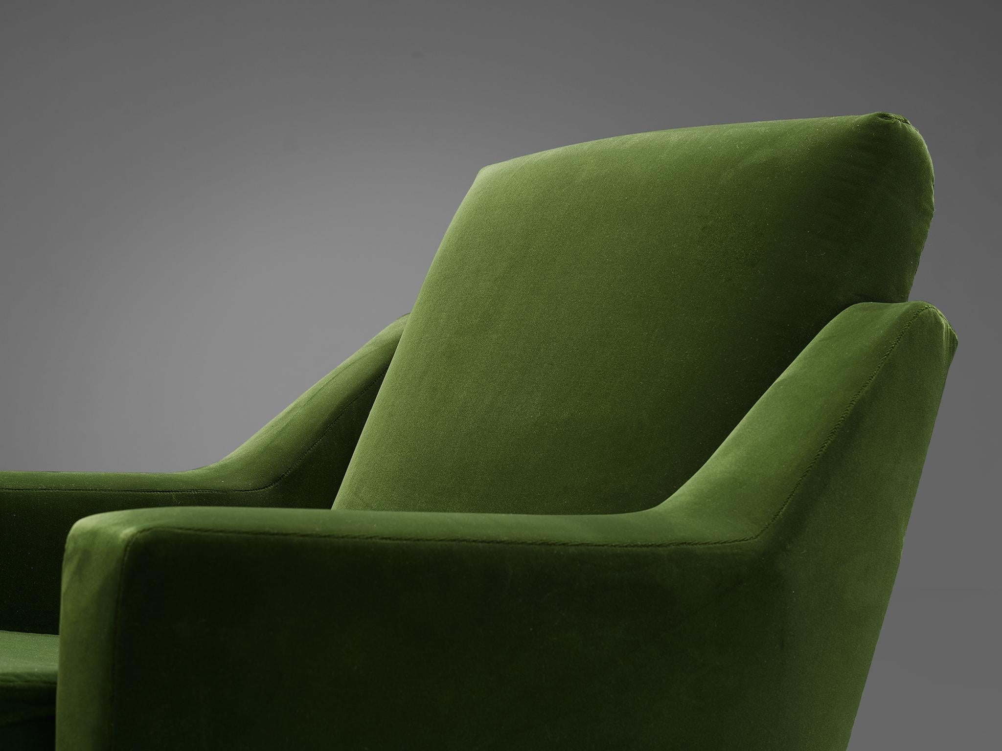 Pair of Armchairs in Green Velvet Upholstery 2
