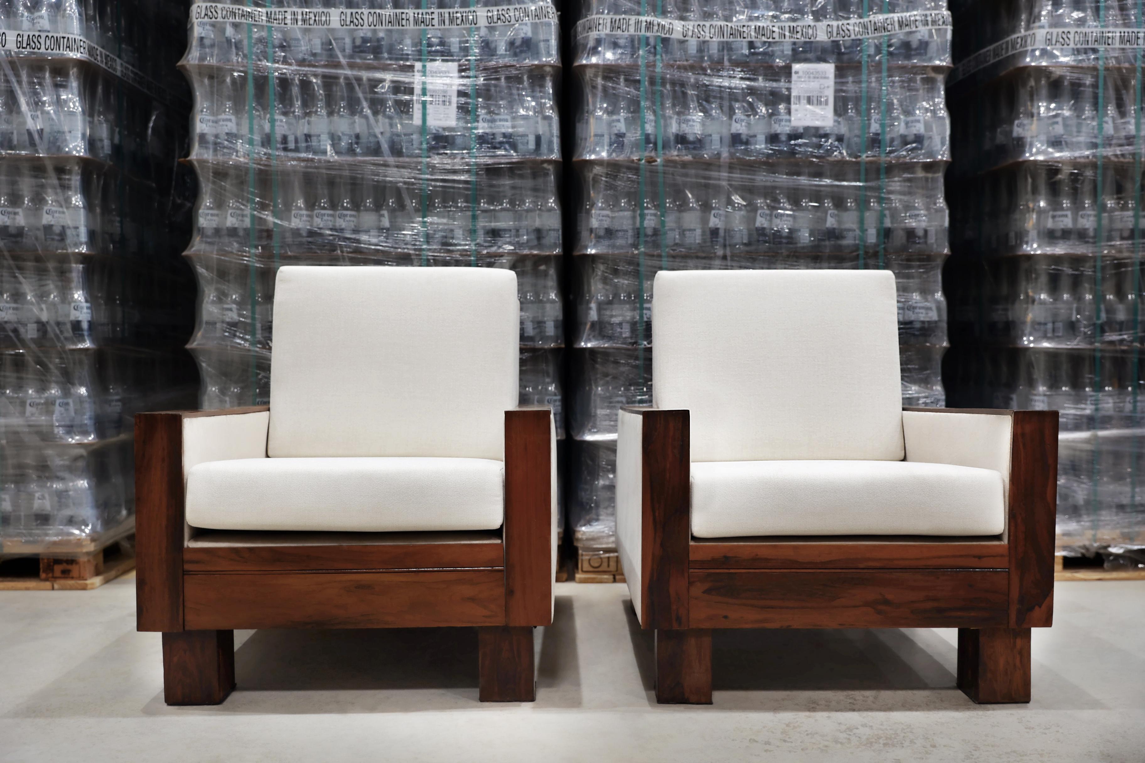 Mid-Century Modern Pair of Armchairs in Hardwood and Fabric by Celina, c. 1960, Brazil For Sale