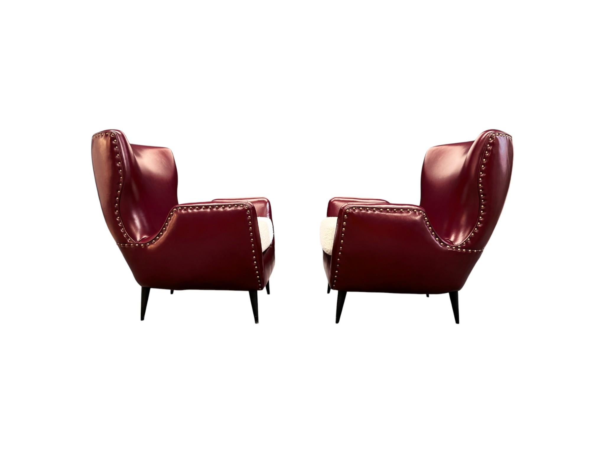 Pareja de Sillones en Madera, Cuero y Boucle, Carlo Hauner, Años 50 - Lote 466 Brasileño en venta