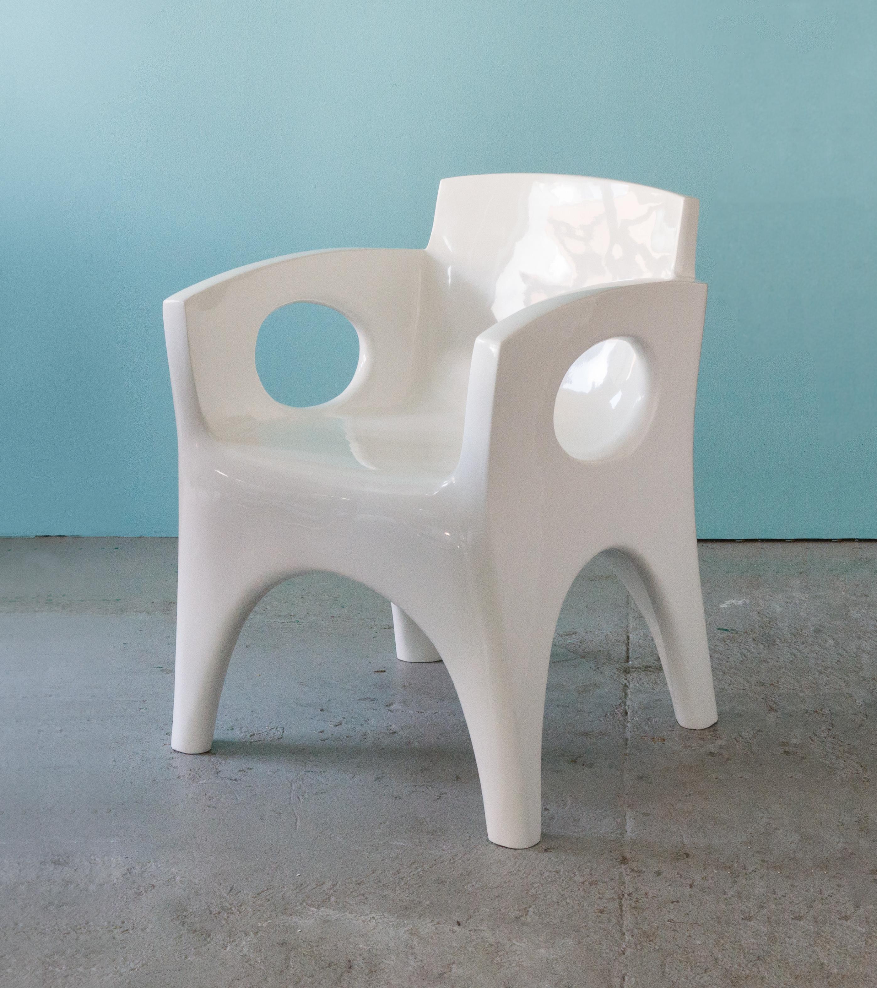Ein Paar Sessel in Lack von Jacques Jarrige im Zustand „Hervorragend“ im Angebot in New York, NY