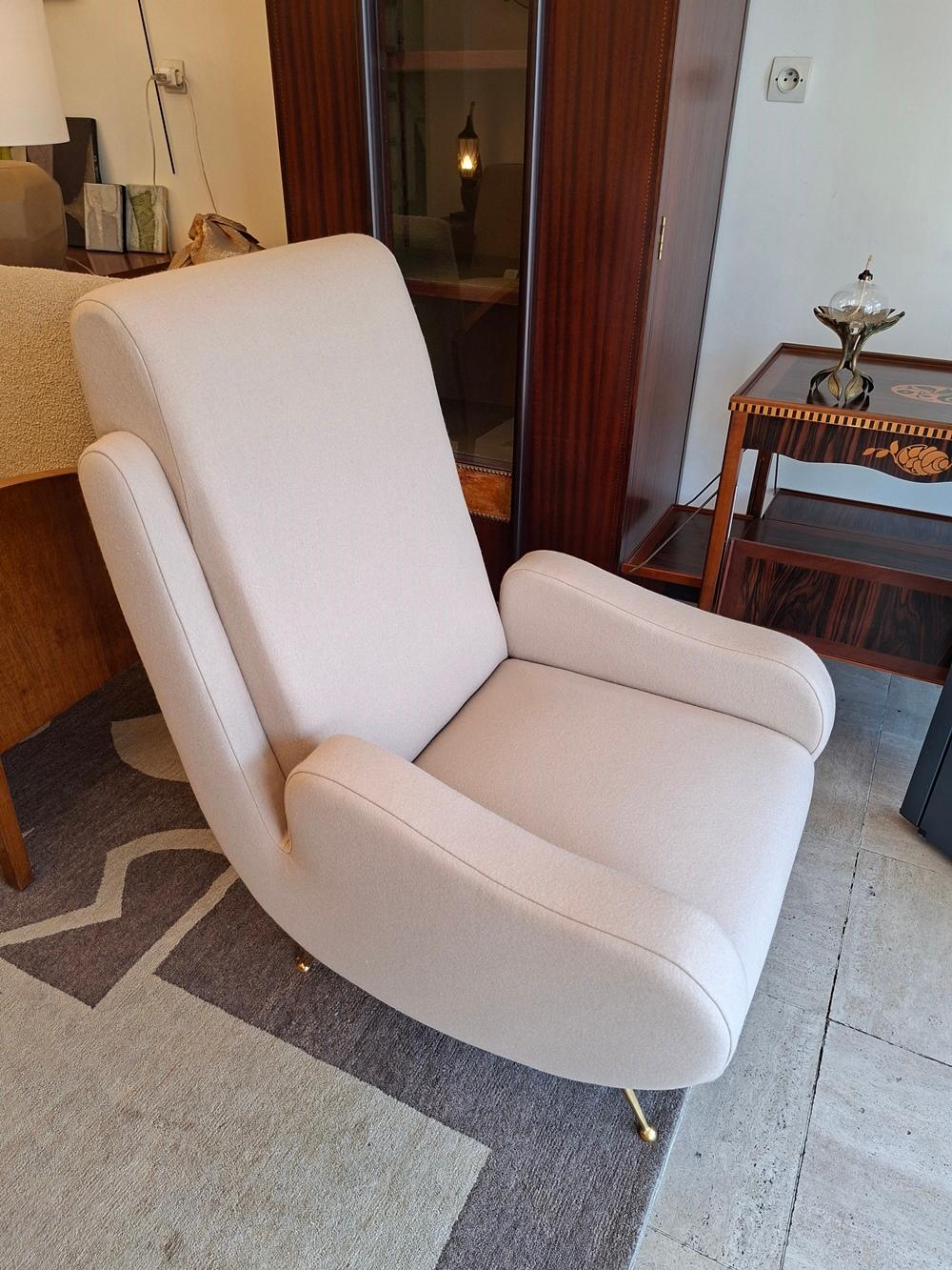 Tessuto Coppia di poltrone in tessuto beige chiaro in vendita