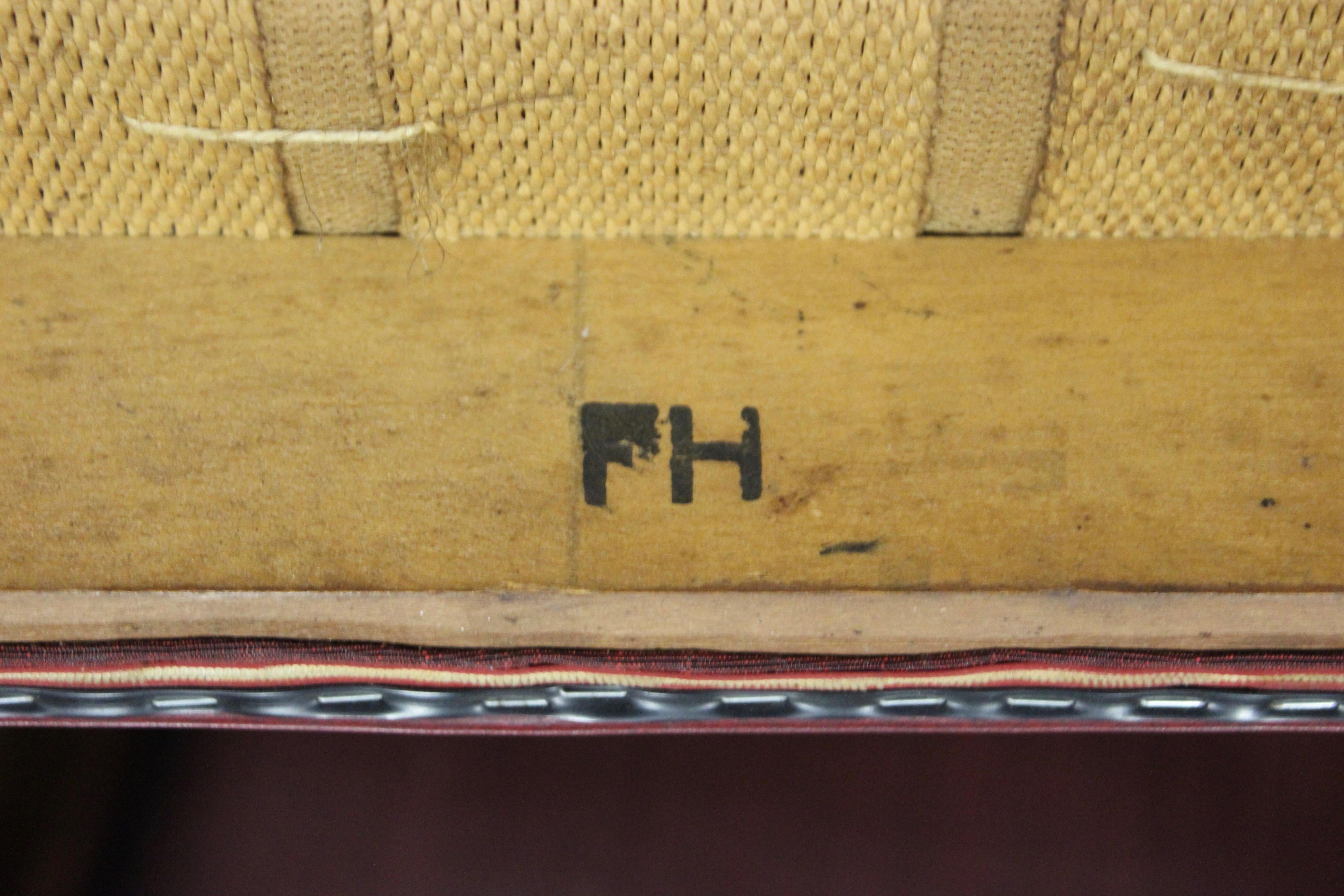 Paire de fauteuils en acajou et tissu rouge de Fritz Hansen, années 1930 en vente 4