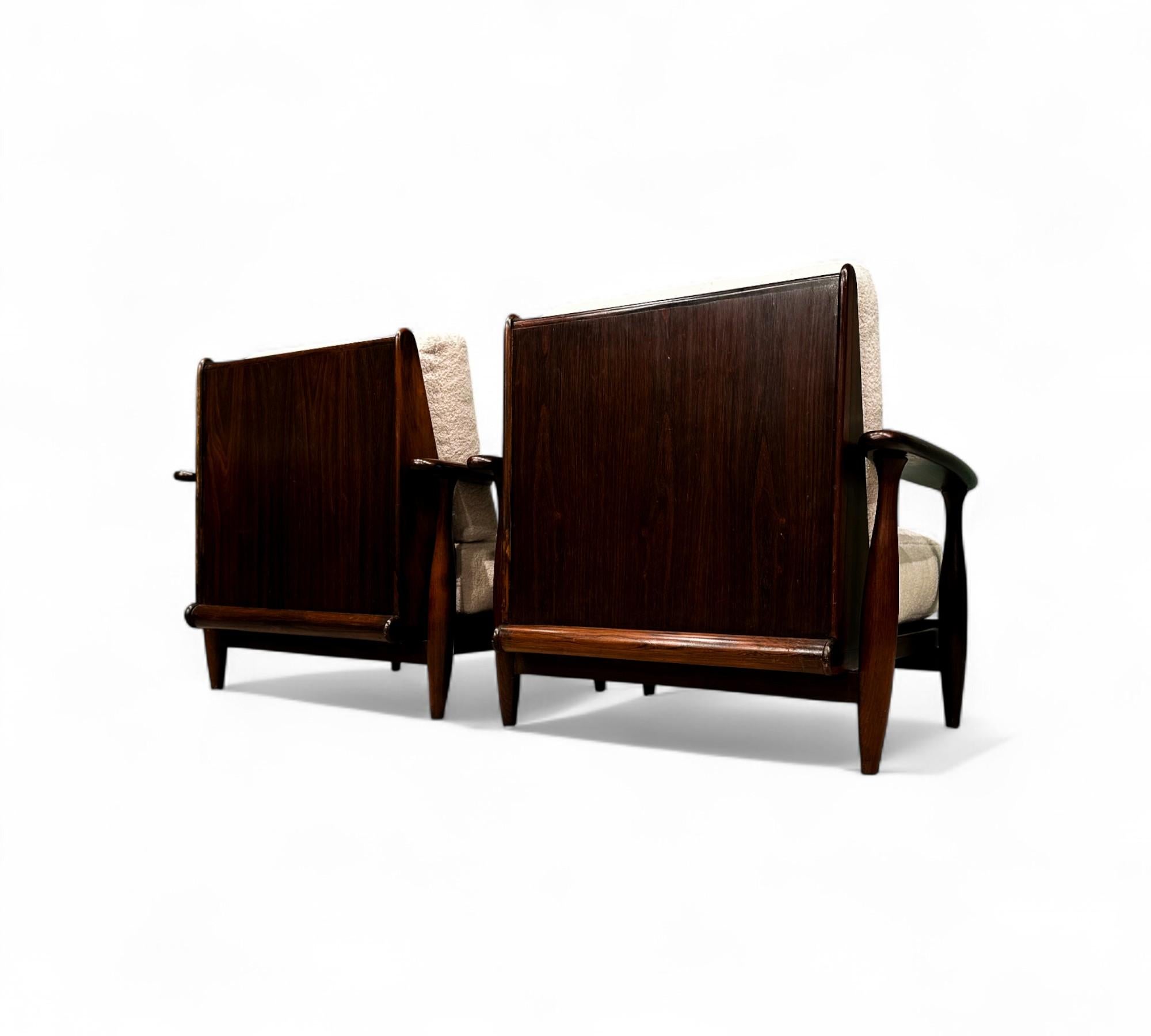 Paar Sessel aus Rosenholz und Boucle, Liceu De Artes, 1960er Jahre - Lot 218 (Bouclé) im Angebot