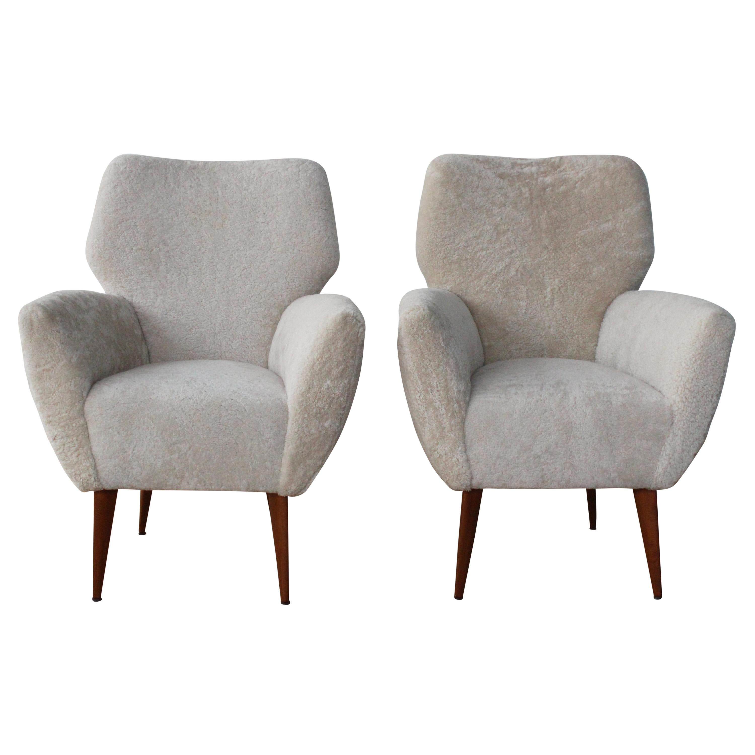 Pair of Shearling Armchairs Attributed to Gio Ponti, Italy, 1950s