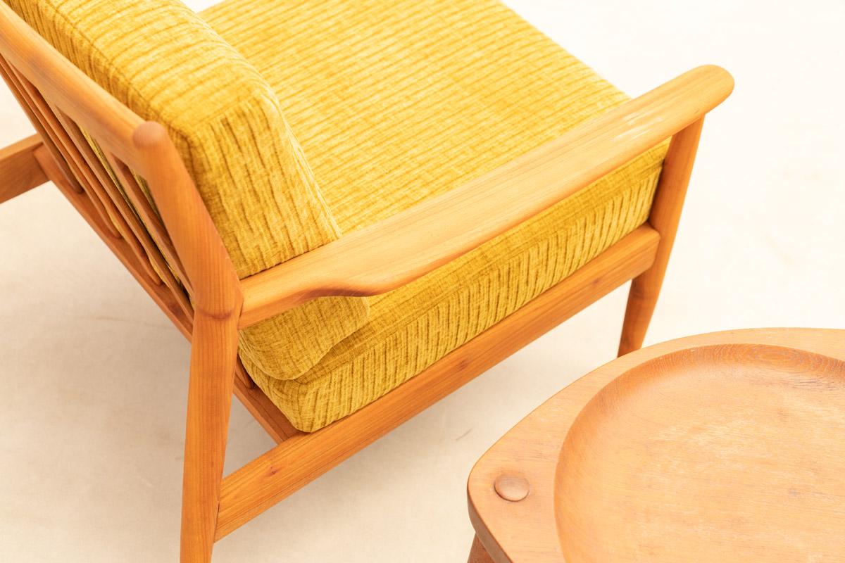 Fine XX secolo Coppia di poltrone in teak in vendita