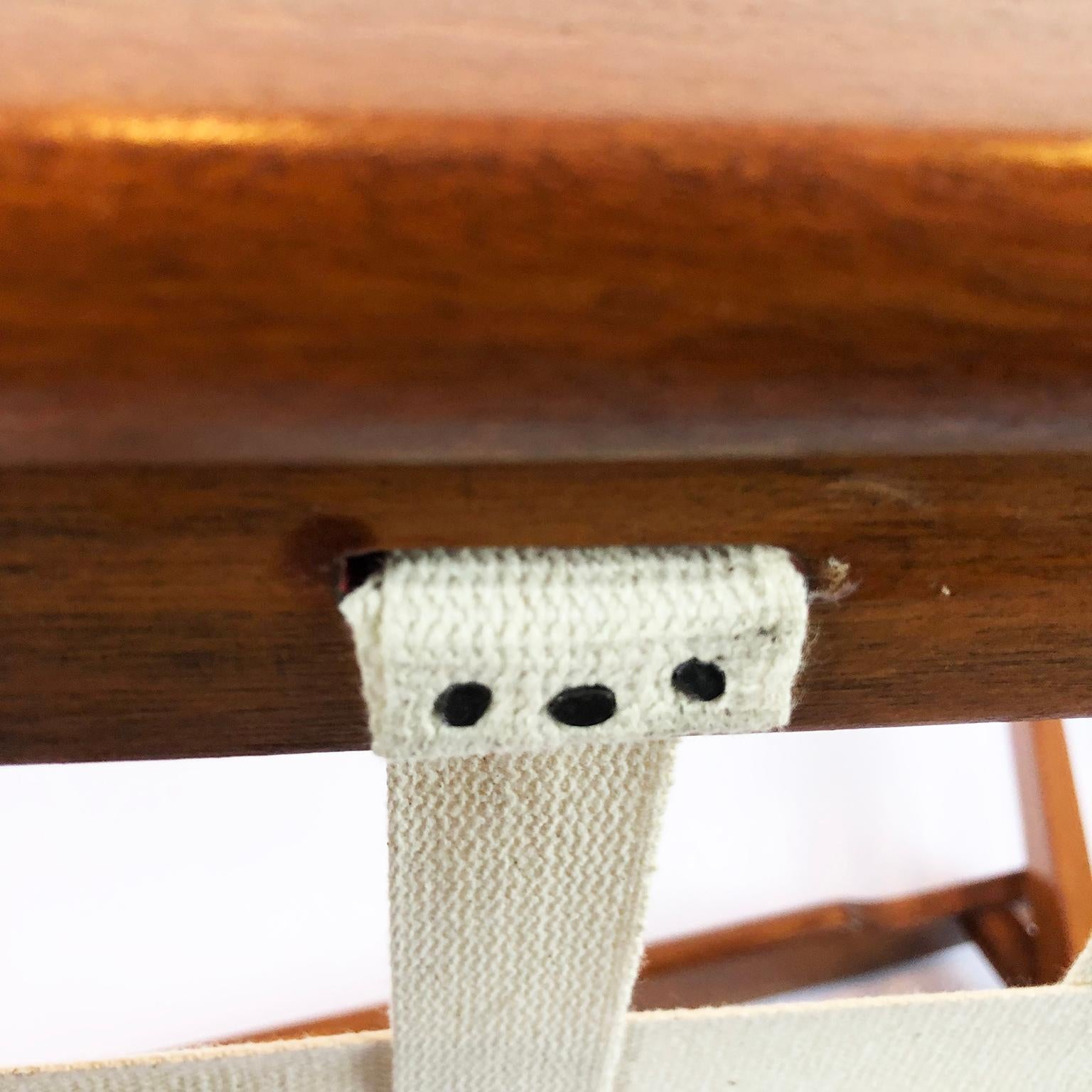 Cèdre Paire de fauteuils dans le style de Clara Porset en vente