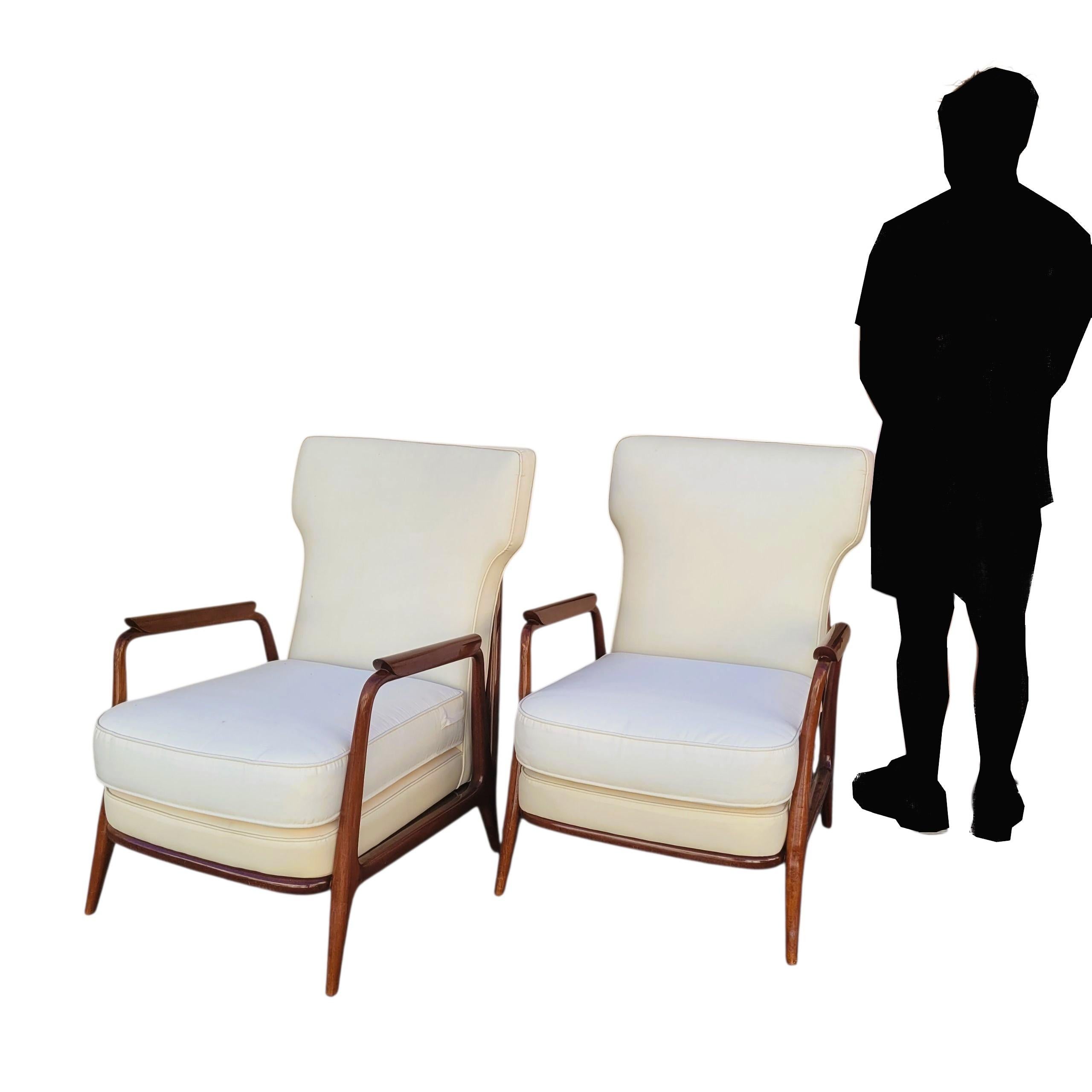 Coppia di poltrone nello stile di G Scapinelli, fine XX secolo in vendita 6