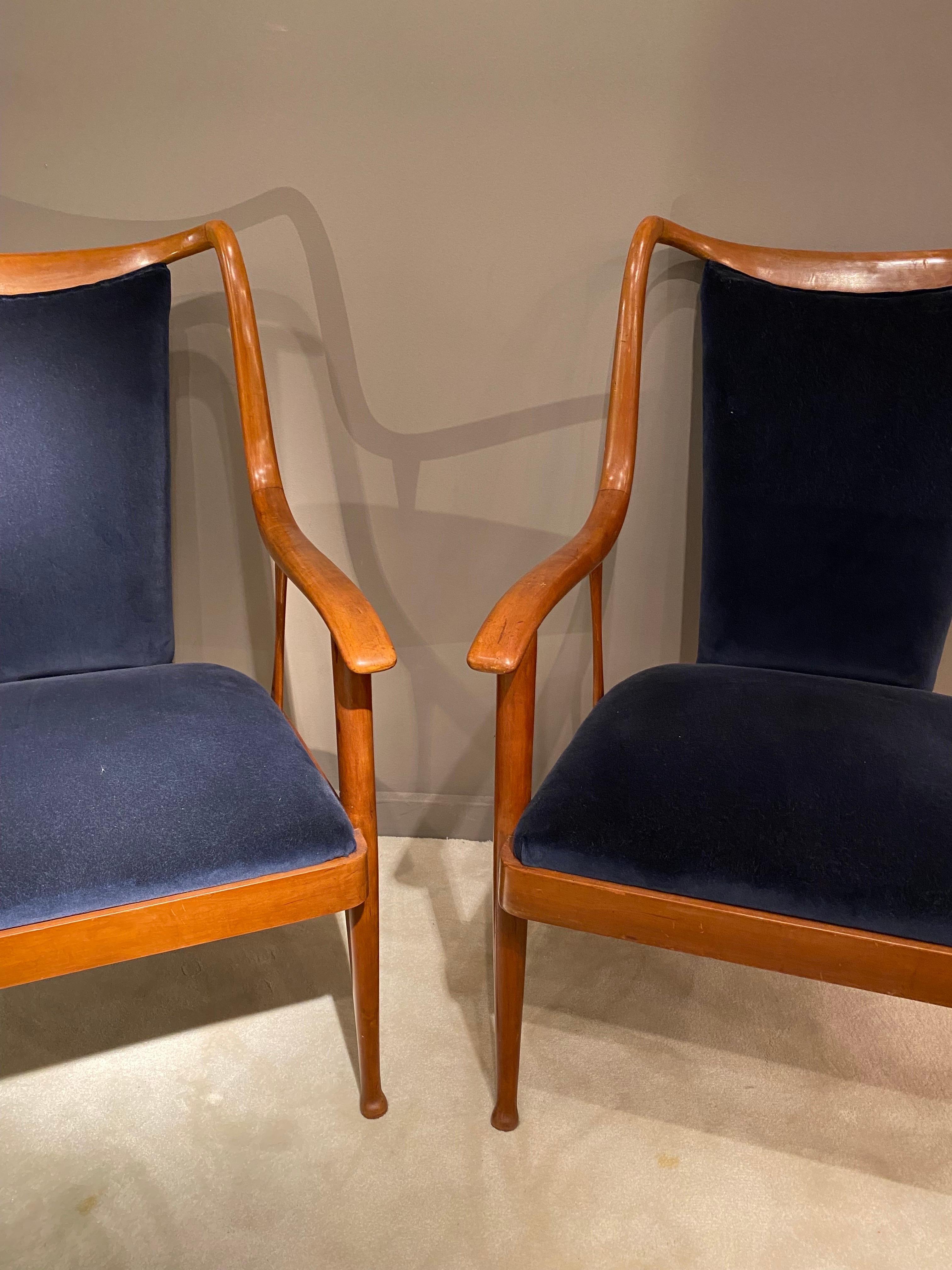 20th Century Pair of Armchairs in Walnut and a Blue Velvet, by Paolo Buffa, Italy